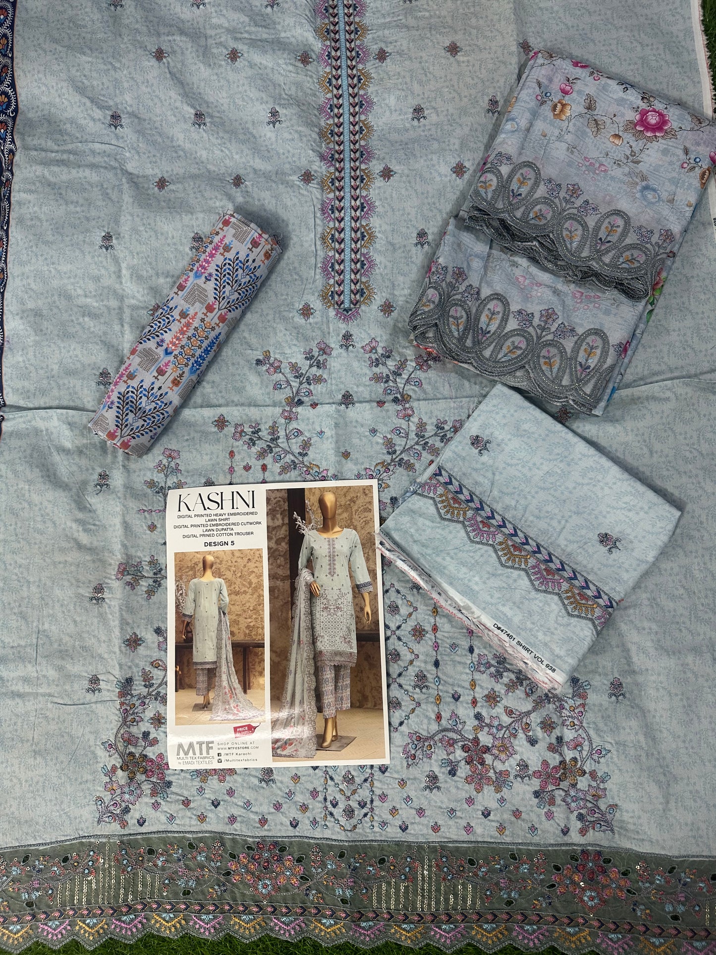 πΈ πΉ MTF β KASHNI β¨ Digital Printed Heavy Embroidered Lawn 2026
Collection β¨