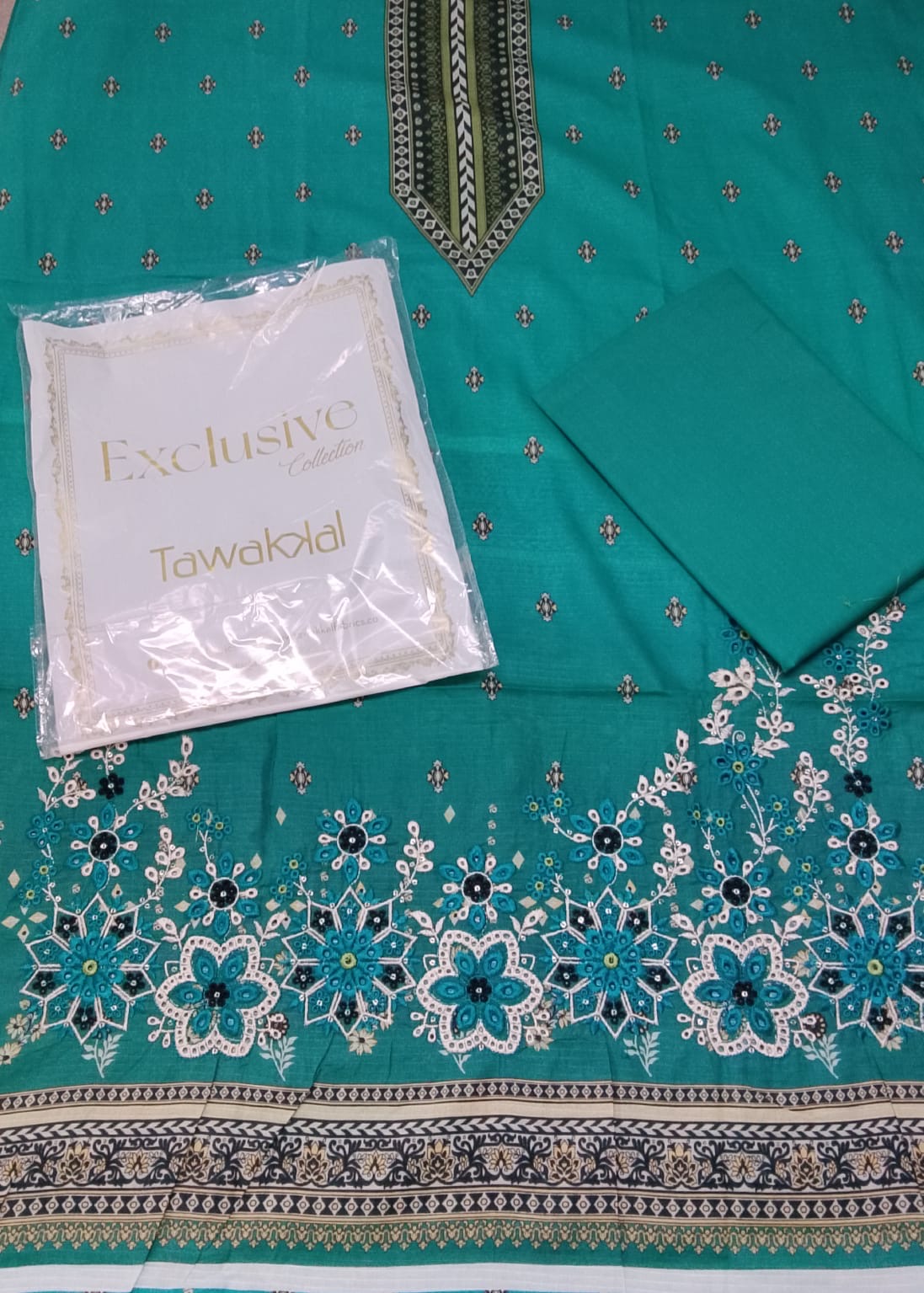 Tawakkal Original π―πΈ 2 Piece Embroidered Lawn Collection πΈ