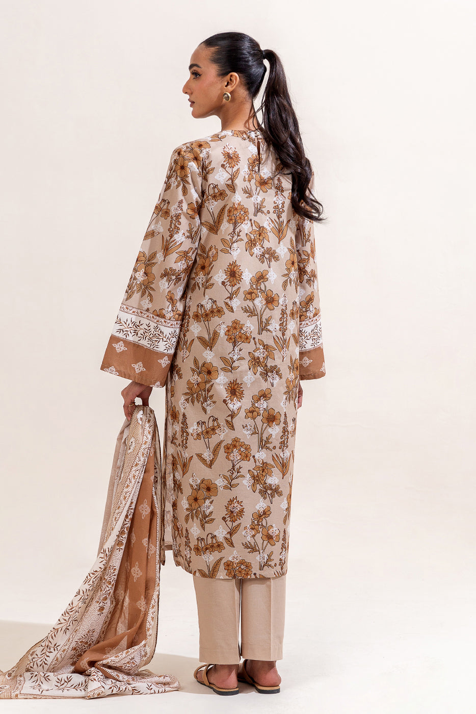 Beechtree Unstitched Lawn 3P β¨π