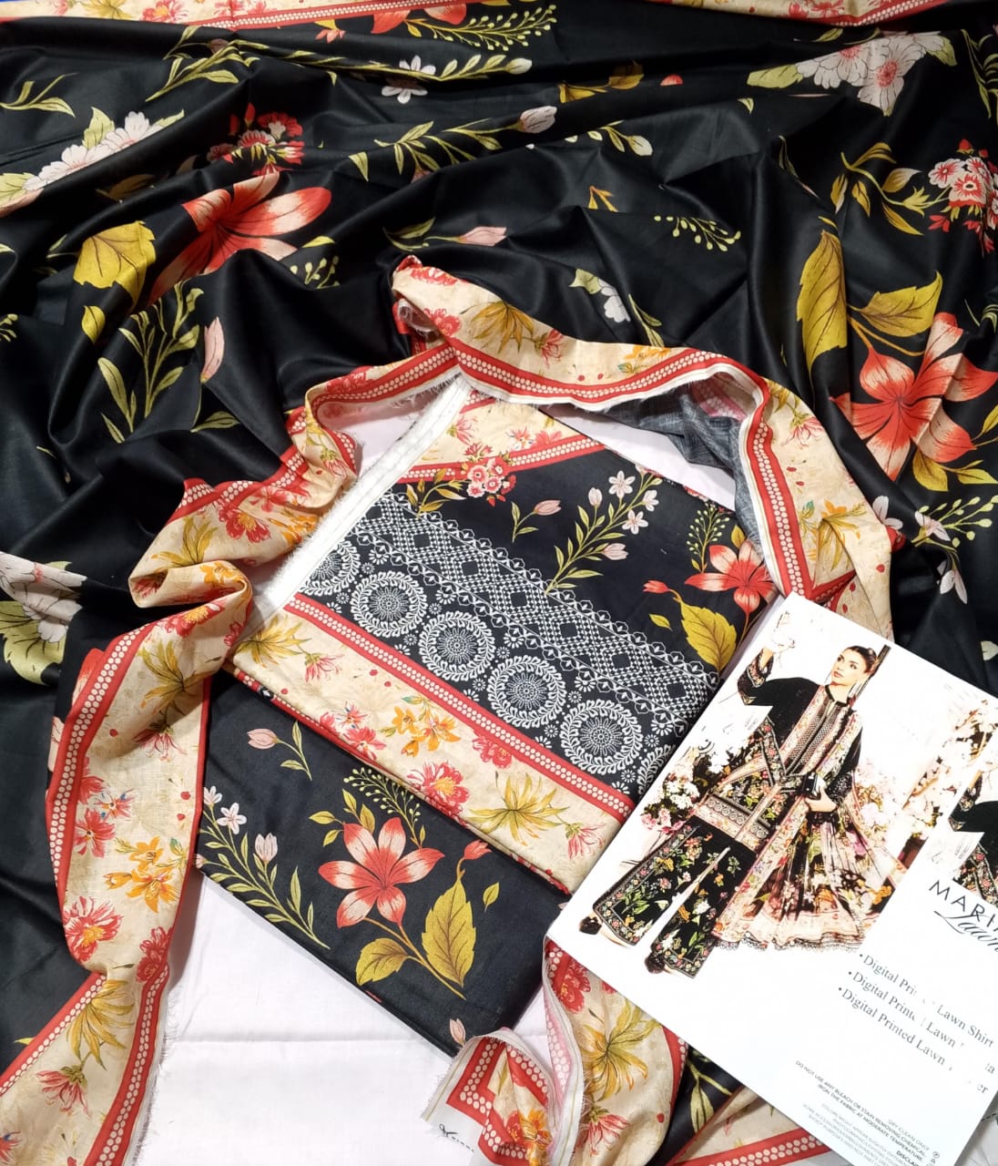 Maria.B Lawn Unstitched 3 Pieces in Wholesale Price 🔥🧡