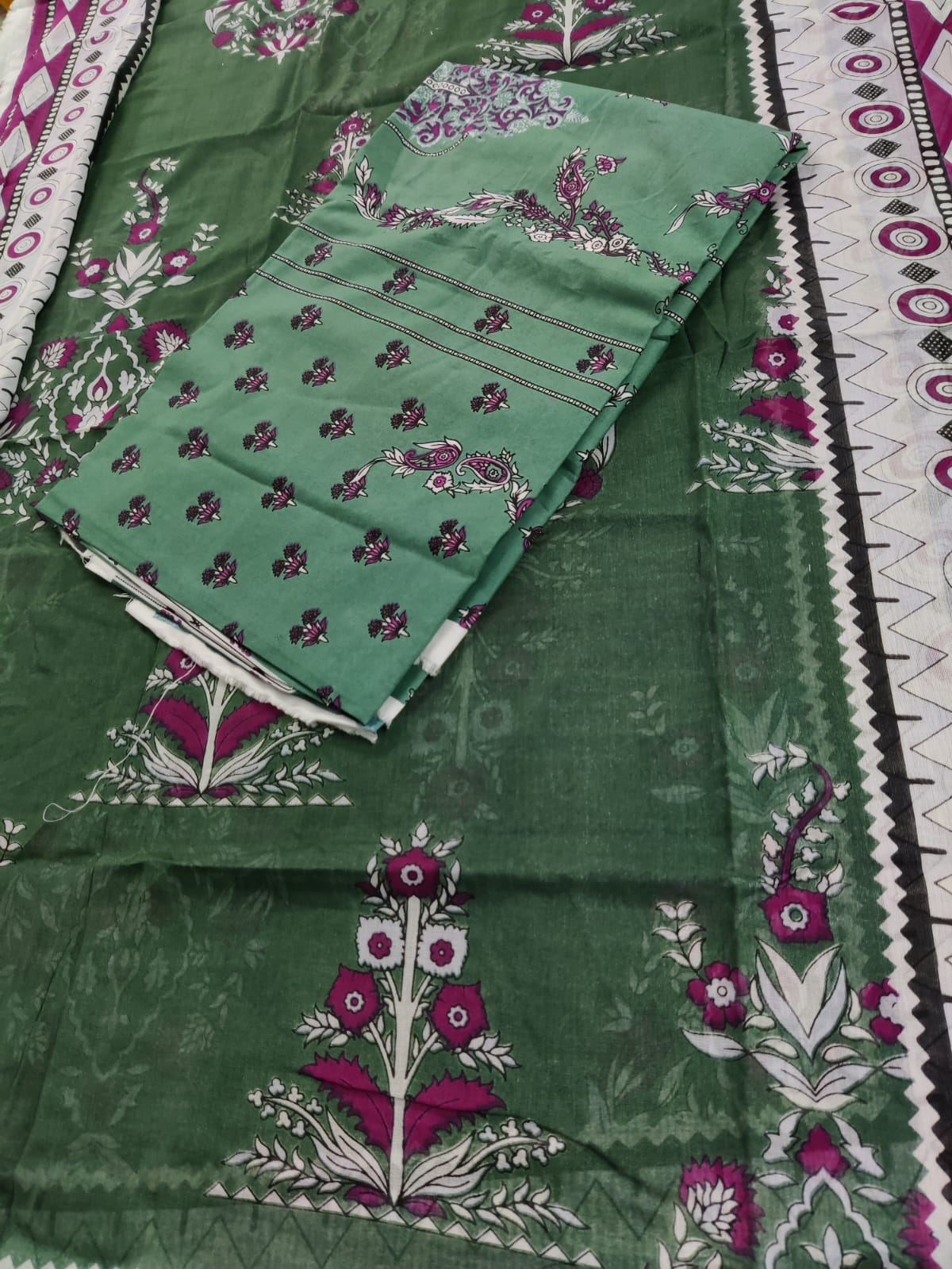 π Abrish π 2 Pieces S+D
π¨ Digital Printed Cambric Collection π¨