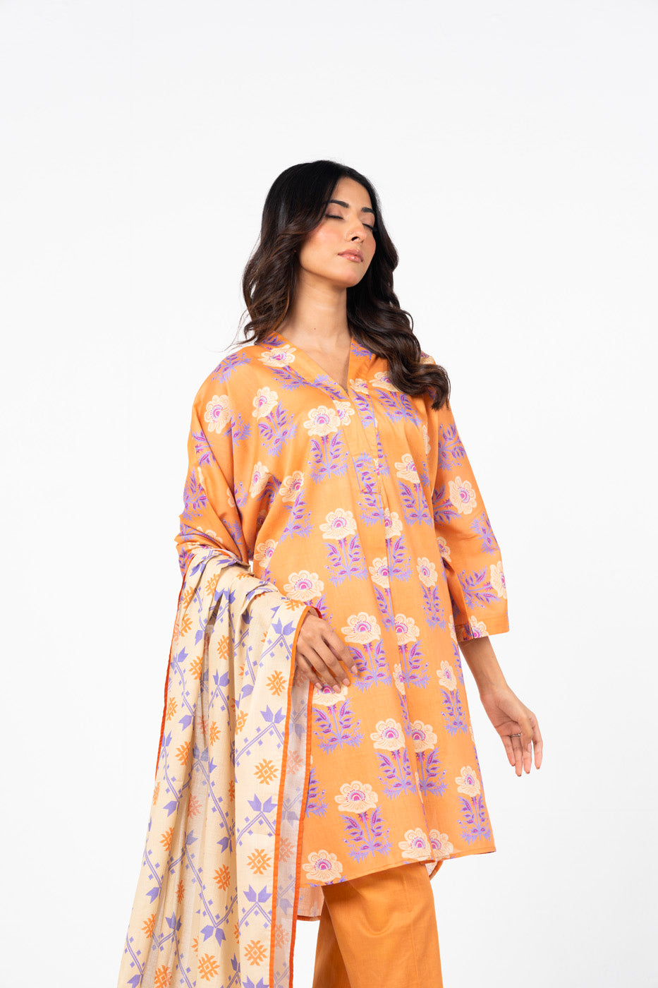 Alkaram 100% Original Lawn 3 Piece 😉🧡