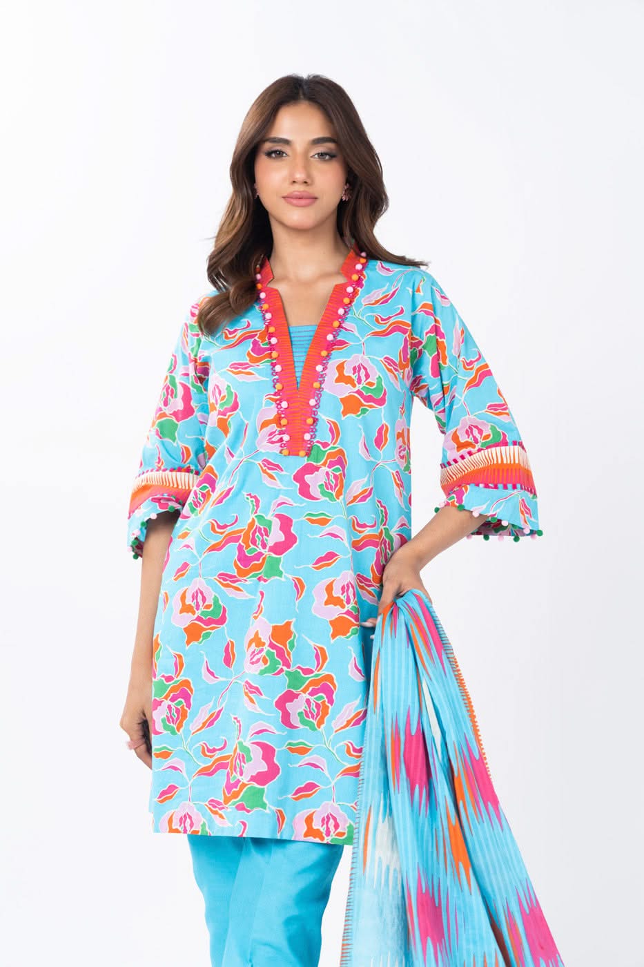 Alkaram Digital Printed Lawn 3 Piece ๐๐งก