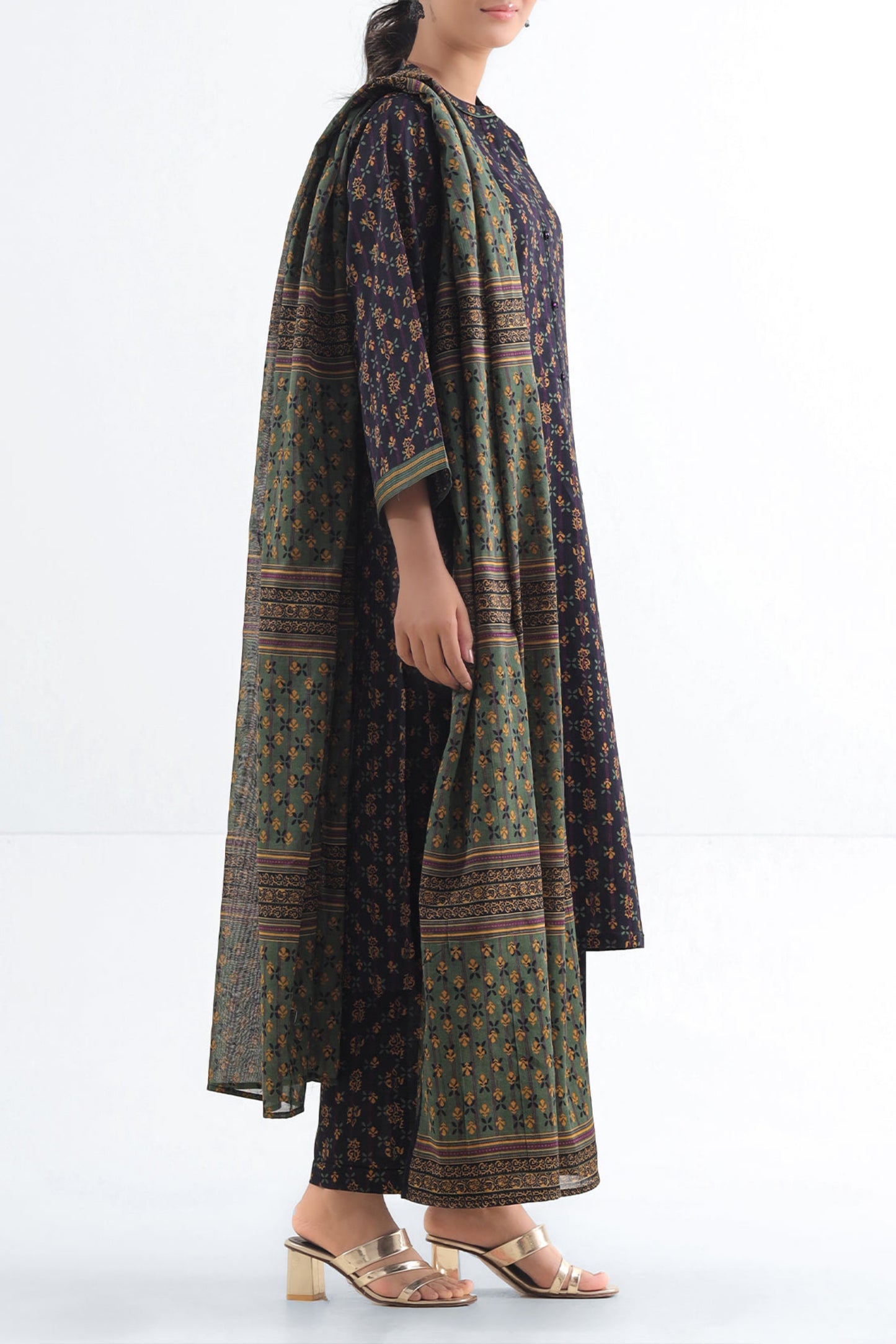 Saya Unstitched 100% Original LAWN 3 Suit In WHOLESALE PRICE 💯✨