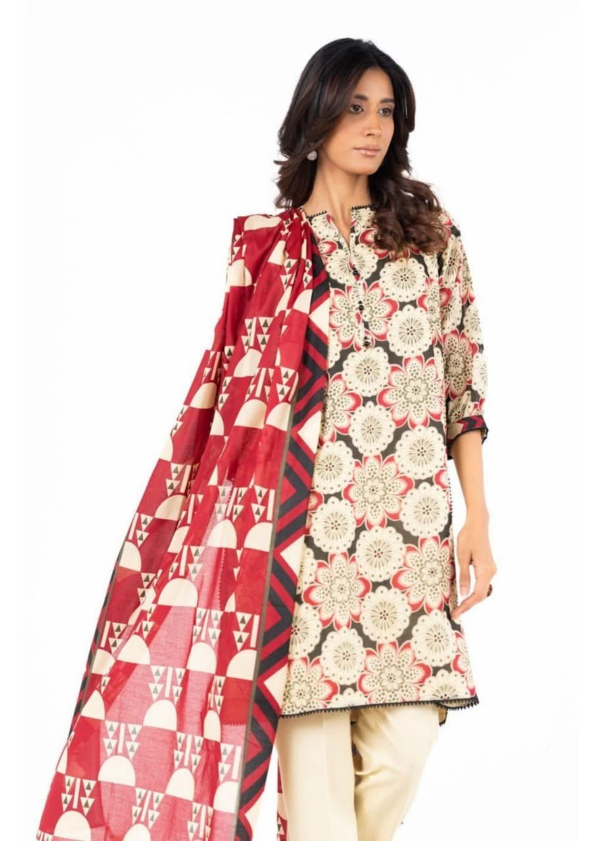 Alkaram Digital Printed Lawn 3 Piece ๐๐งก