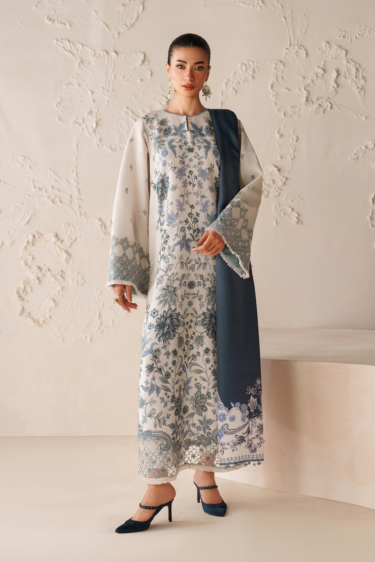 Baroque White 3Pcs Emb Lawn