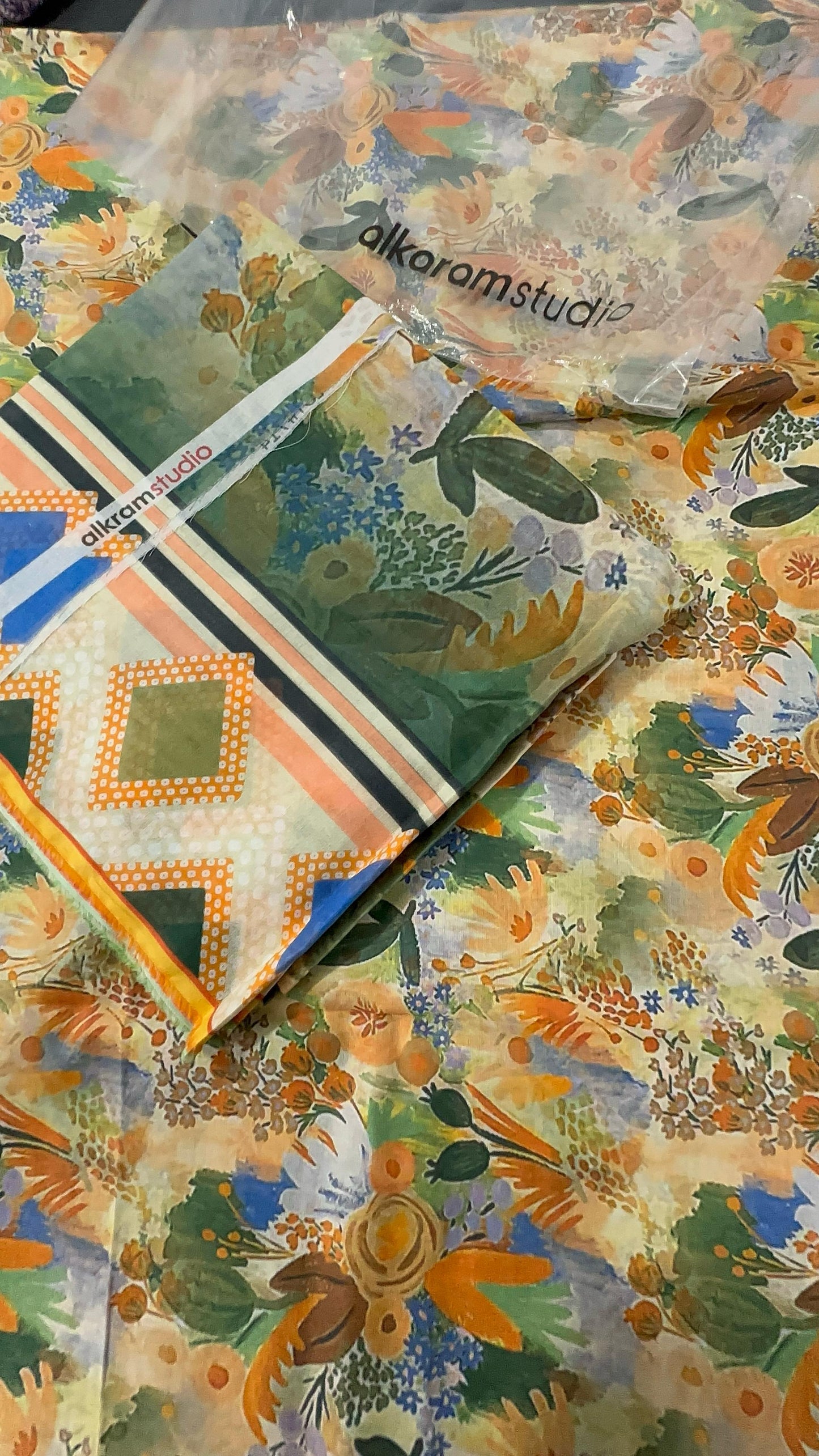 alkaram Shirt Dupatta Lawn 2Pcs 🔥