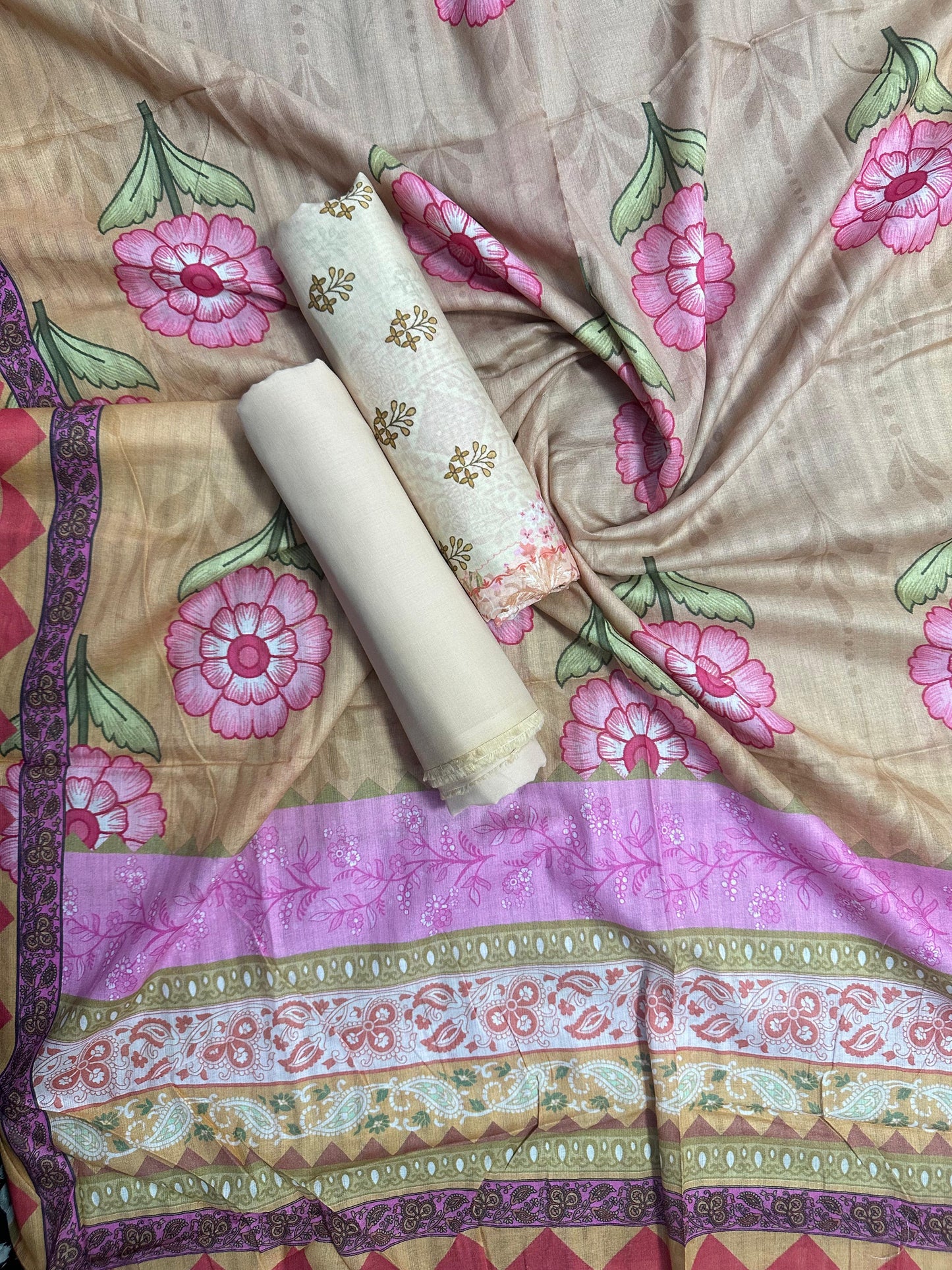 ZAMAN D-35 PRINTED UNSTITCHED 3PCS COLLECTION
