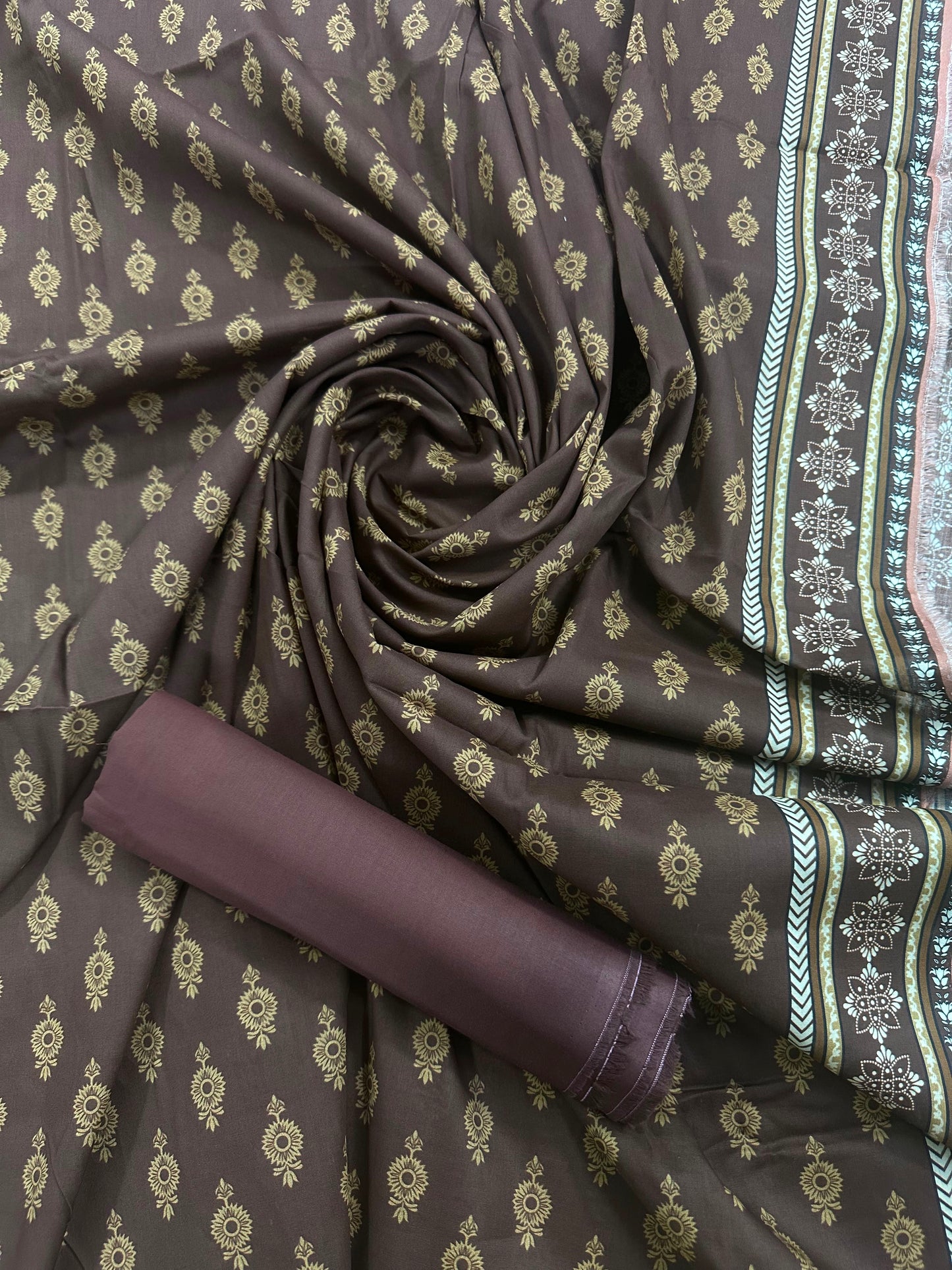 Mix Brand Dark Brown 2 PCs S+T