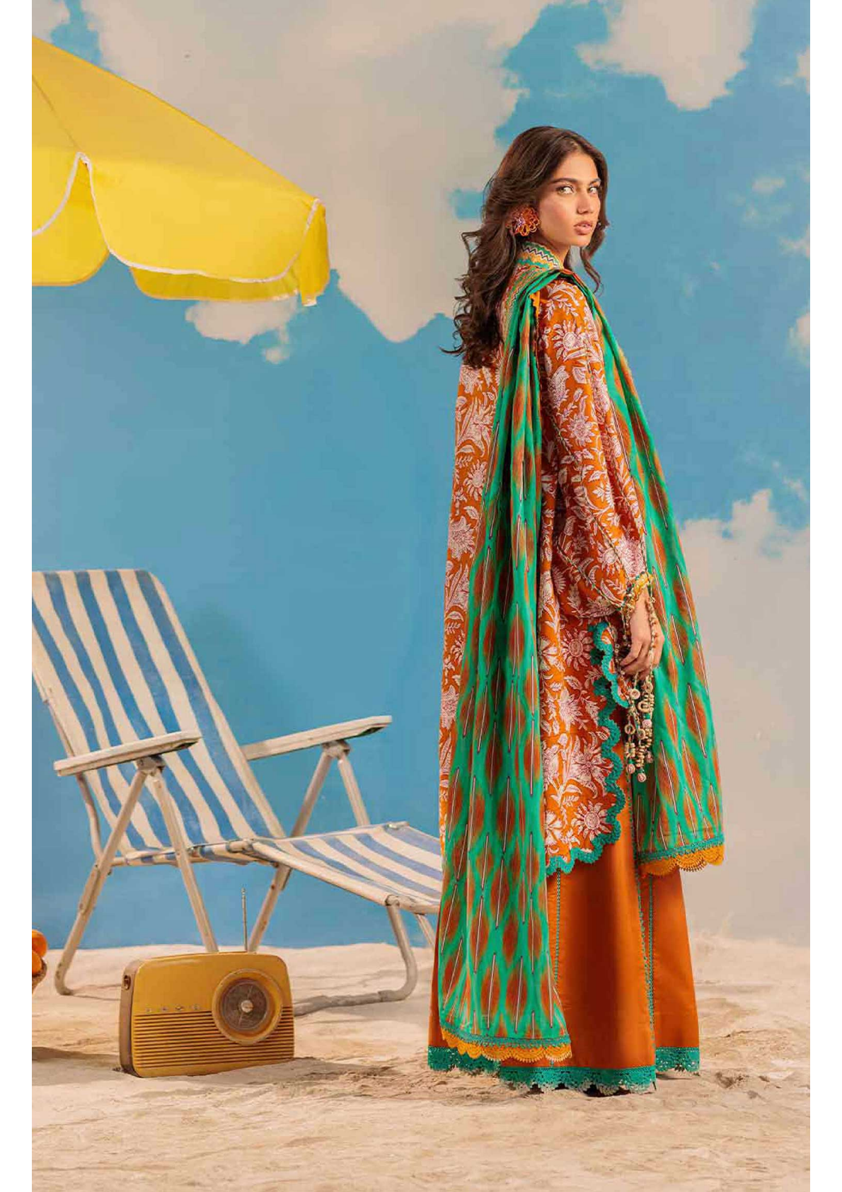 BONANZA DORIA LAWN UNSTITCHED 3 PIECE โก๐๐
