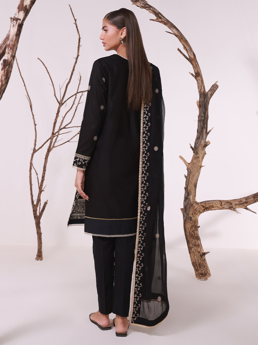 SALITEX MONOCHROME EMBROIDERED LAWN SUIT 🖤