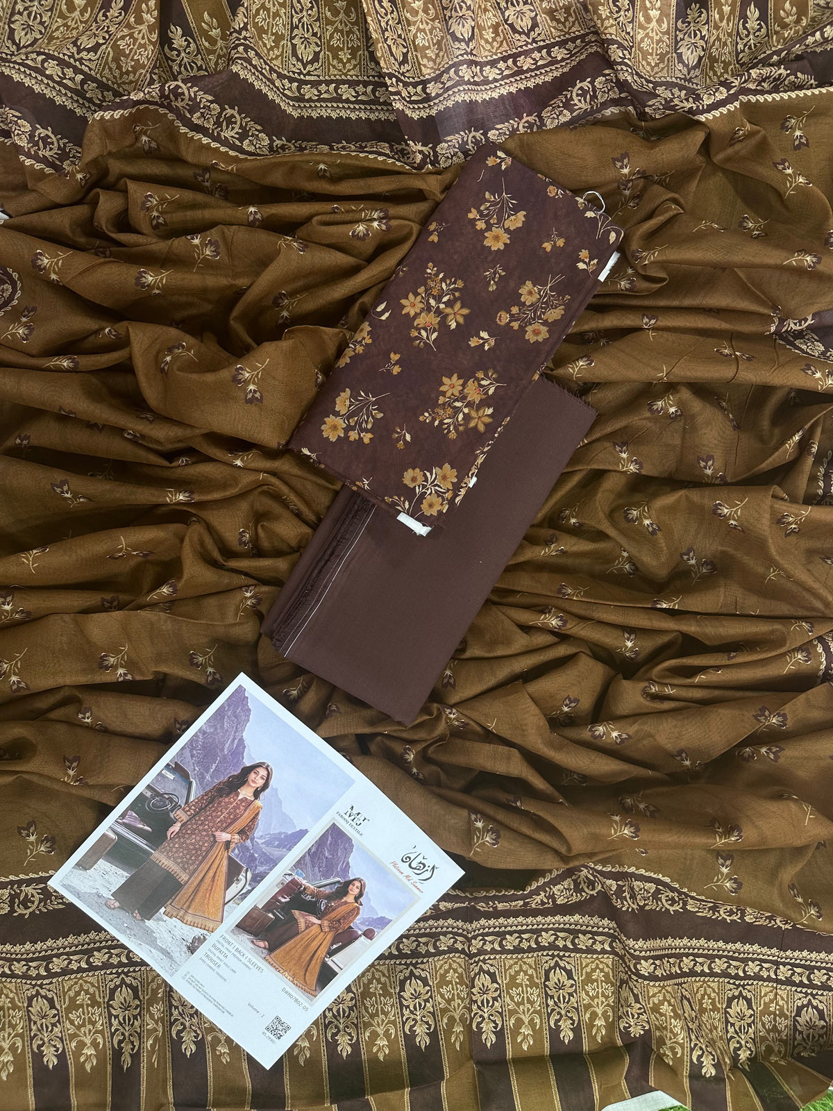 Izhaan MJ Brown D-05 3Pcs Printed
