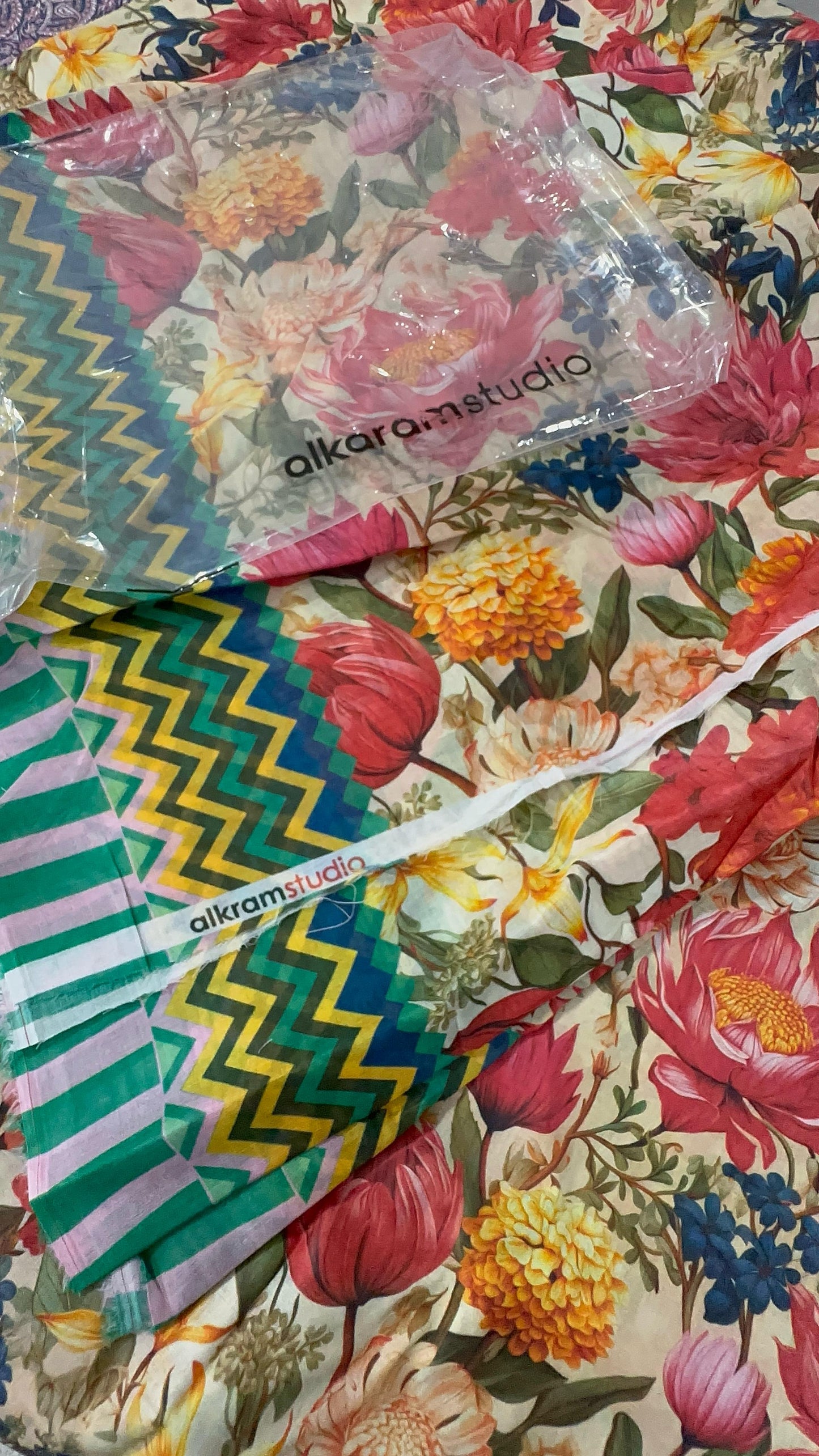 alkaram Shirt Dupatta Lawn 2Pcs 🔥