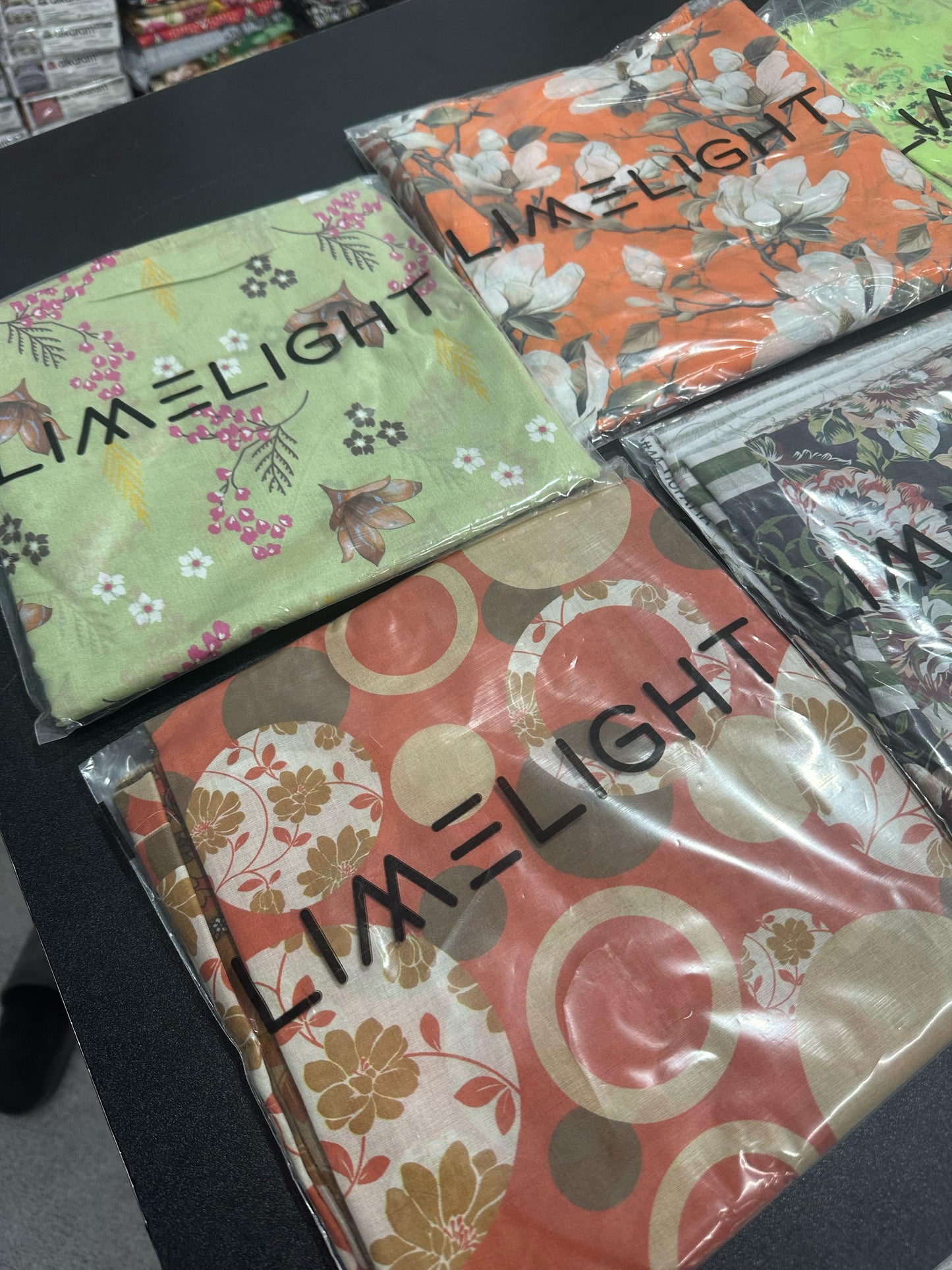 Limelight Shirt Dupatta Lawn 2Pcs 🔥