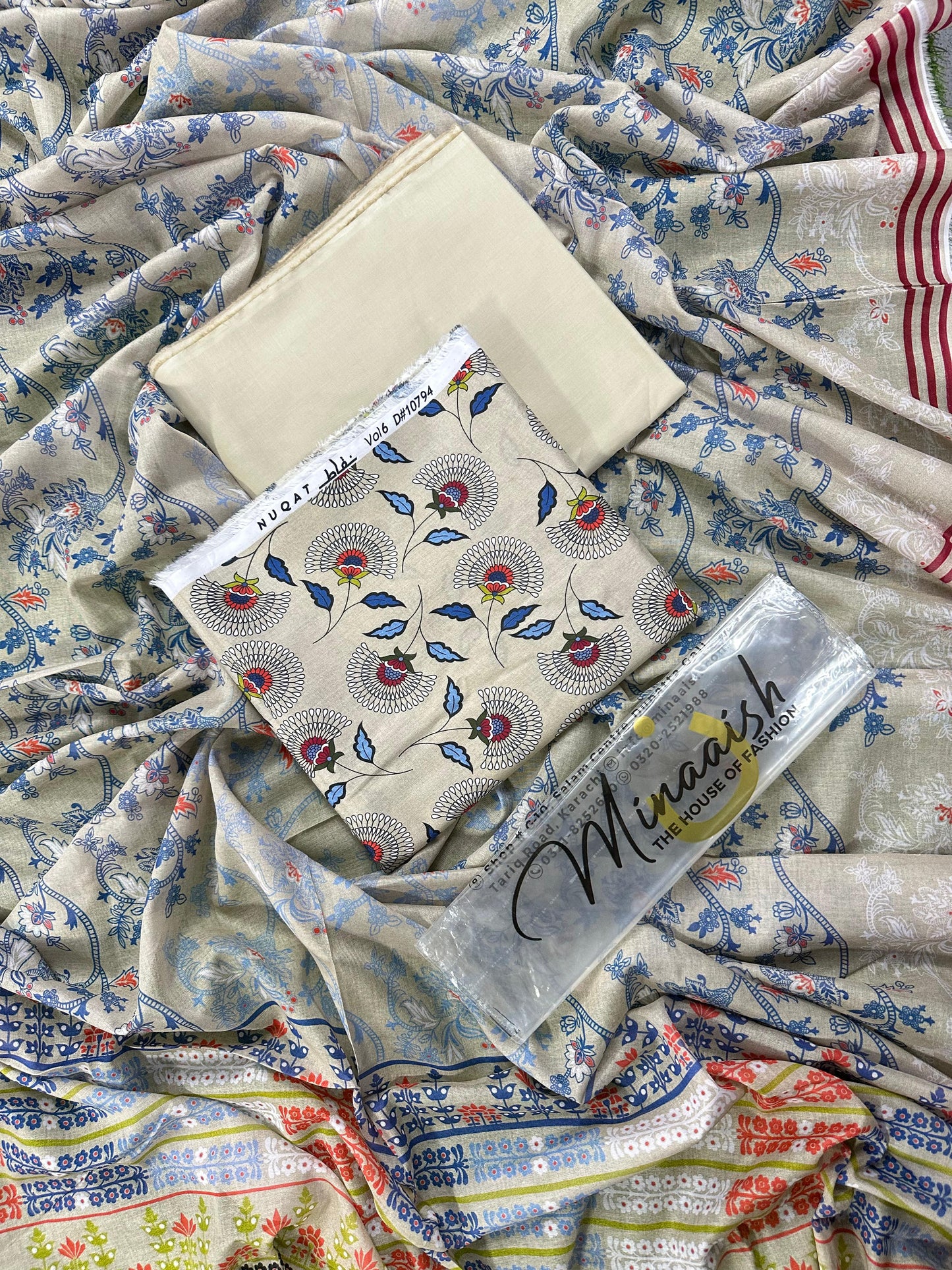 Minash D - 5 - 3PCs Unstitched Printed Lawn Collection