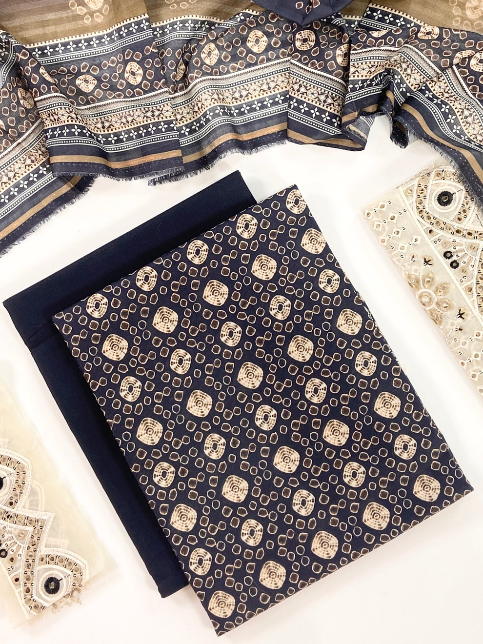 Fleur By Almeerah - Obsidian Core β Digital Chundri Lawn