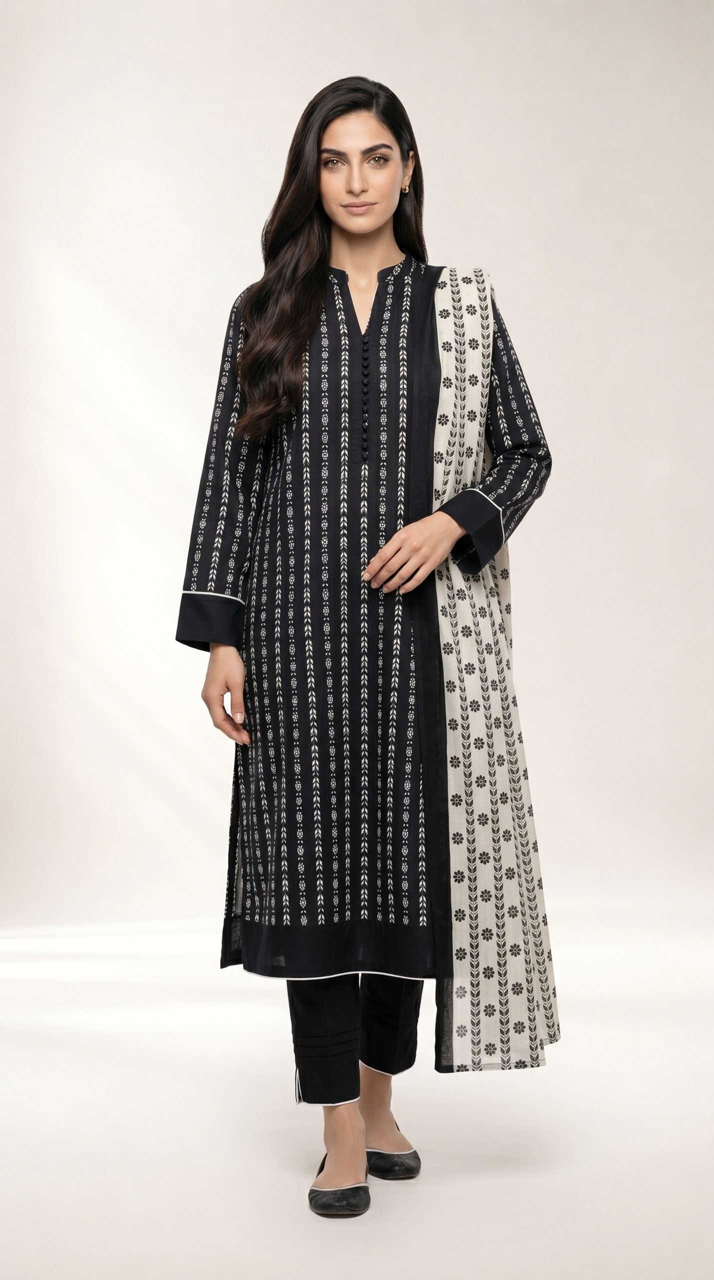 Alkaram Black-White MSB-02-26-167 3PCS