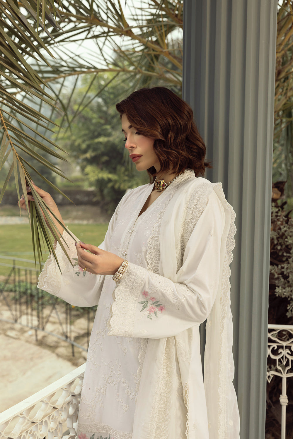 Lakhany OFF-WHITE Eid Collection Unstitched ChikanKari 3 Piece 🔥