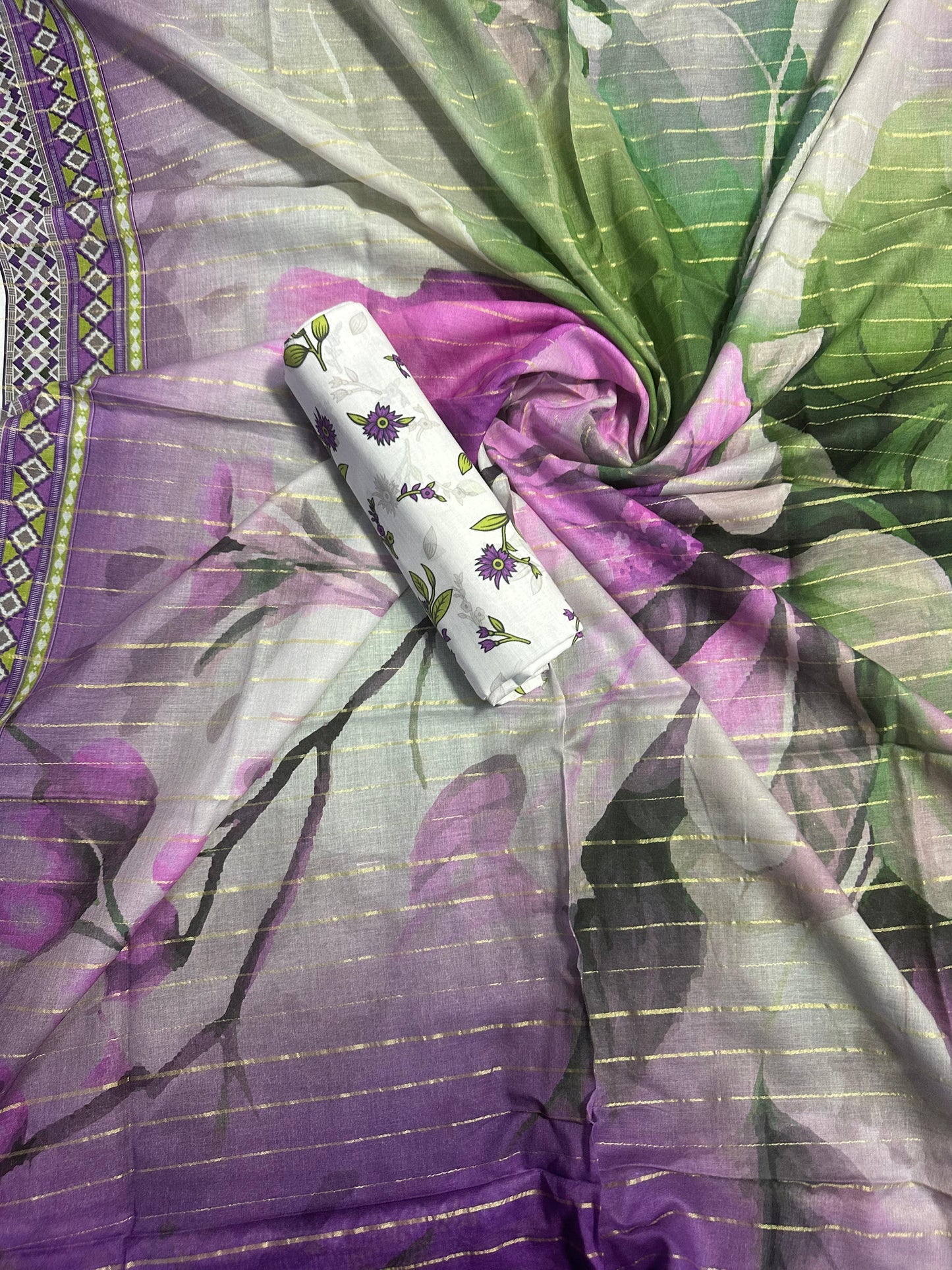 Pure Lawn D-50 (S+D) 2PCs Unstitched Collection