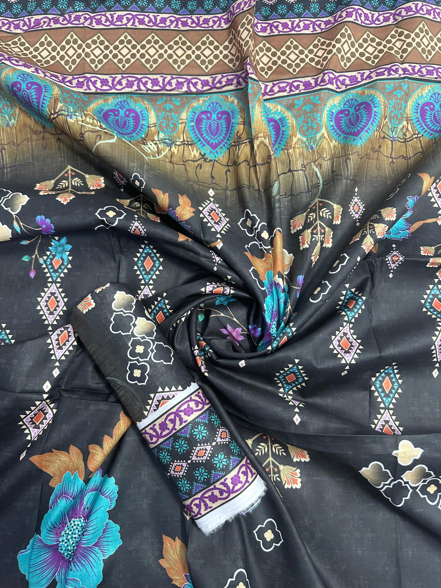 Baroque Black (S+D) 2 PCs Unstitched Lawn Collection