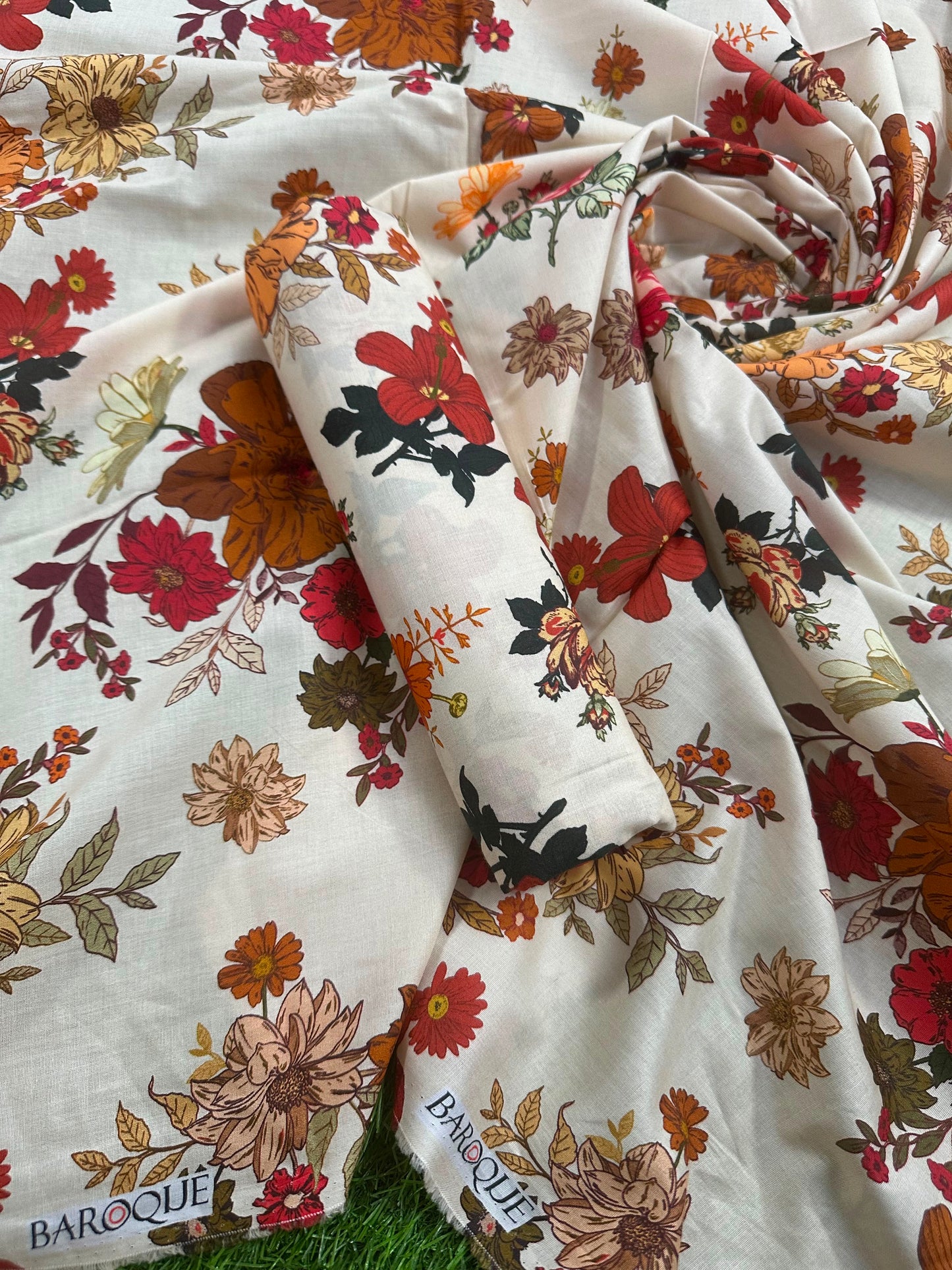 Mix Brand Beige-Red PCs S+T