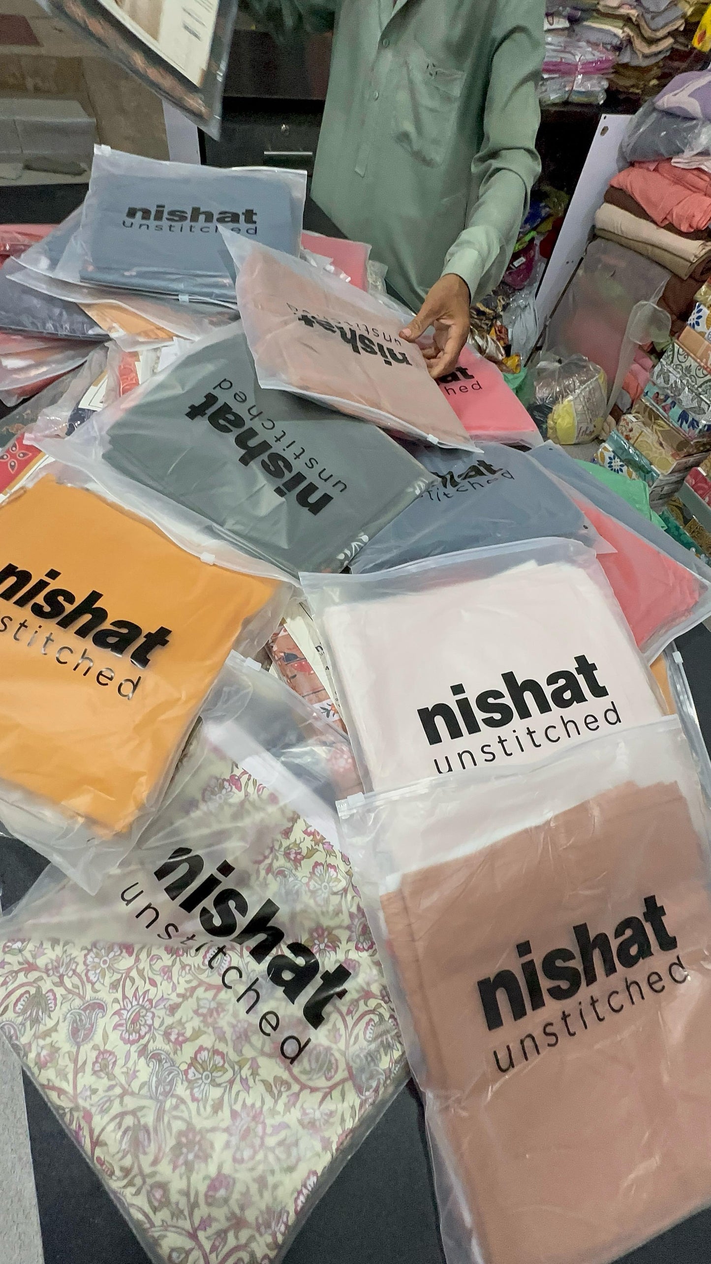 Nishat Unstitched Lawn 3 Piece ✨✅