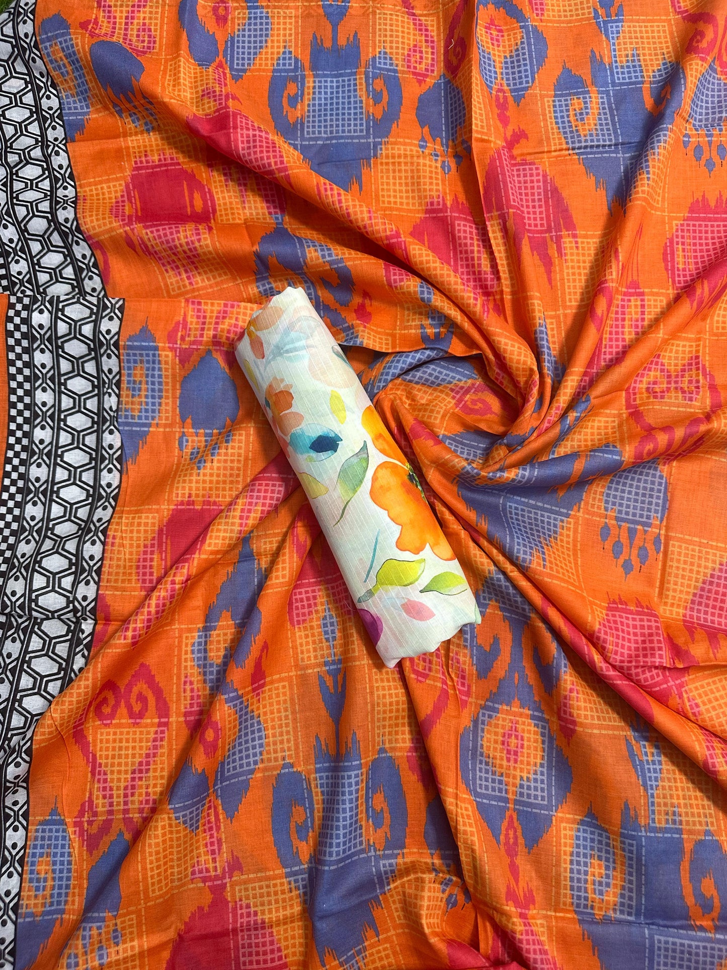 Pure Lawn D-34 (S+D) 2PCs Unstitched Collection