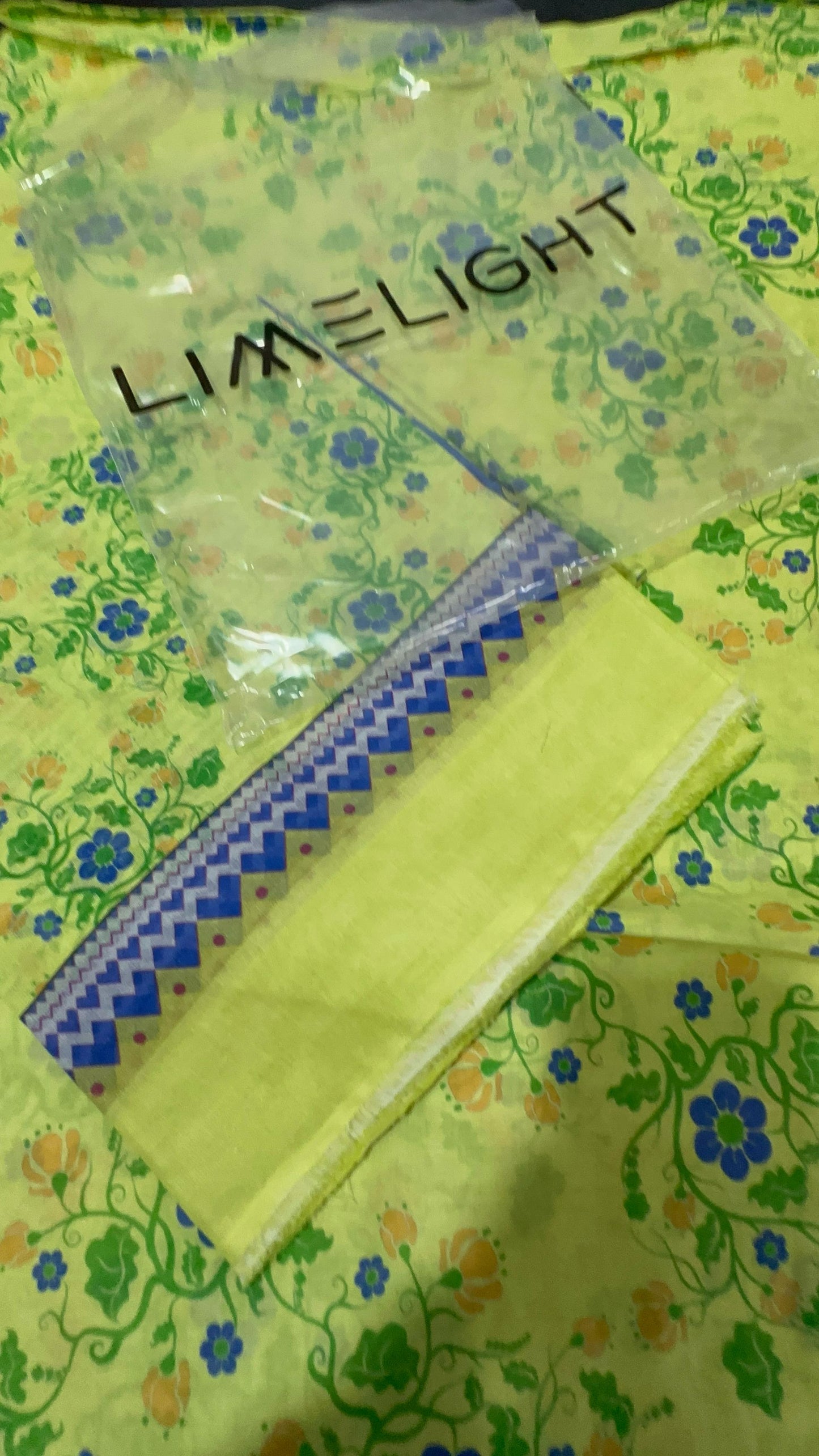 Limelight Shirt Dupatta Lawn 2Pcs 🔥