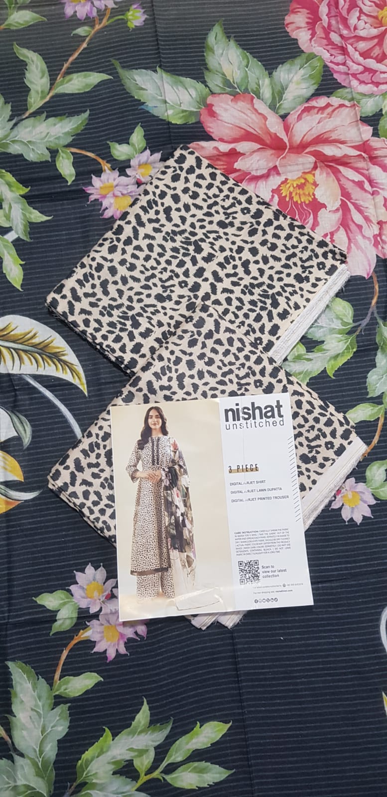 Nishat Lawn Un-Stitched 3P 2025