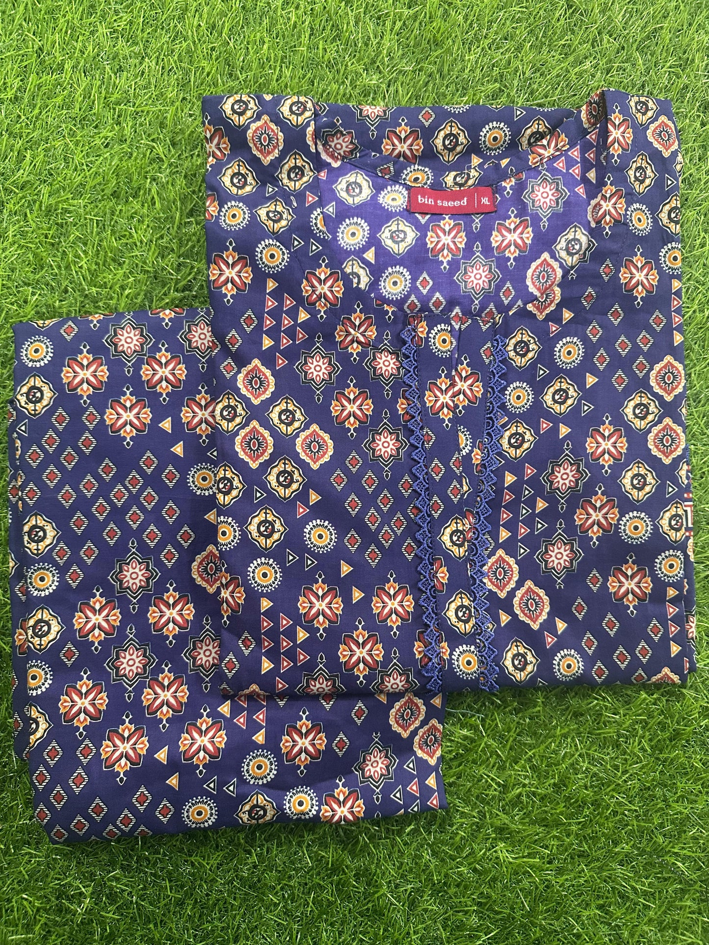 Saira & Samina Stitched CORDSET 2PCs Pure Lawn β Ready to Wear Collection