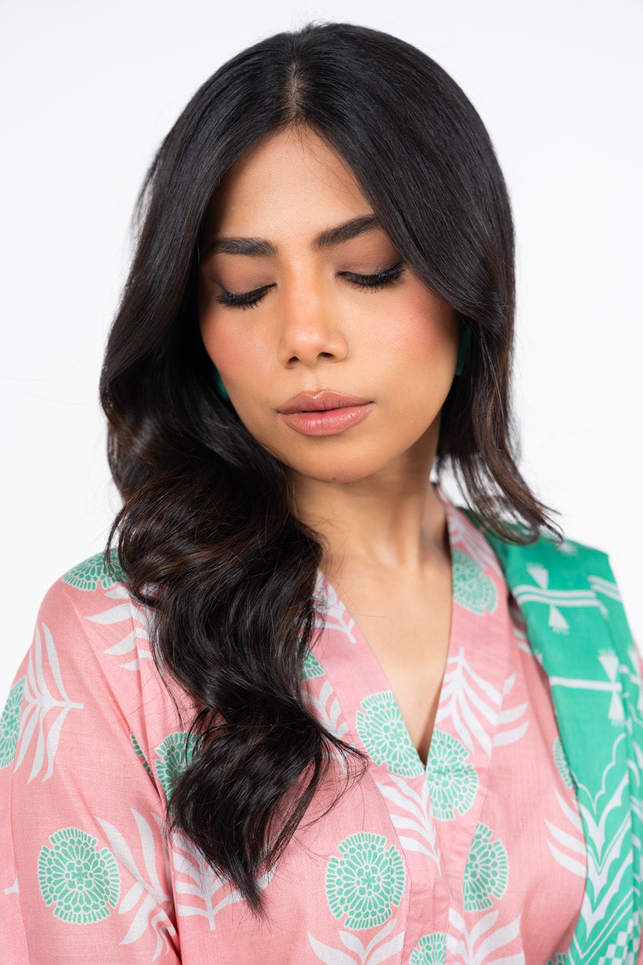 alkaram prints Digital Lawn Unstitched 3 Pieces ❤️