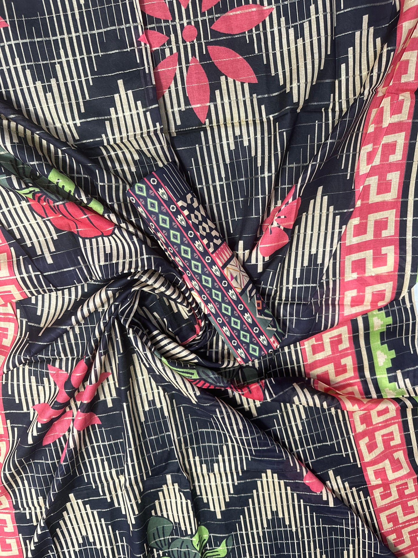 Pure Lawn D-44 (S+D) 2PCs Unstitched Collection