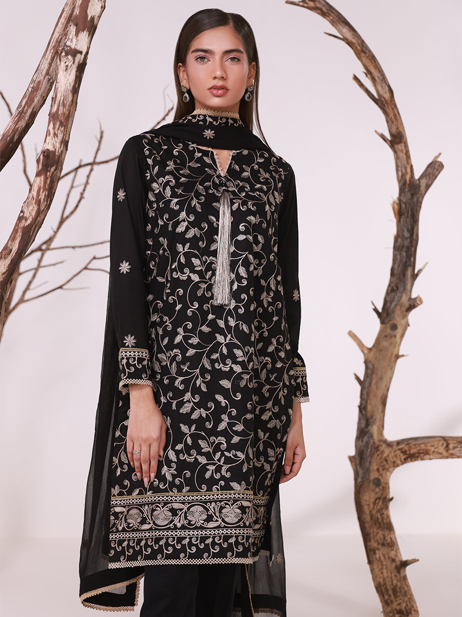 SALITEX MONOCHROME EMBROIDERED LAWN SUIT 🖤