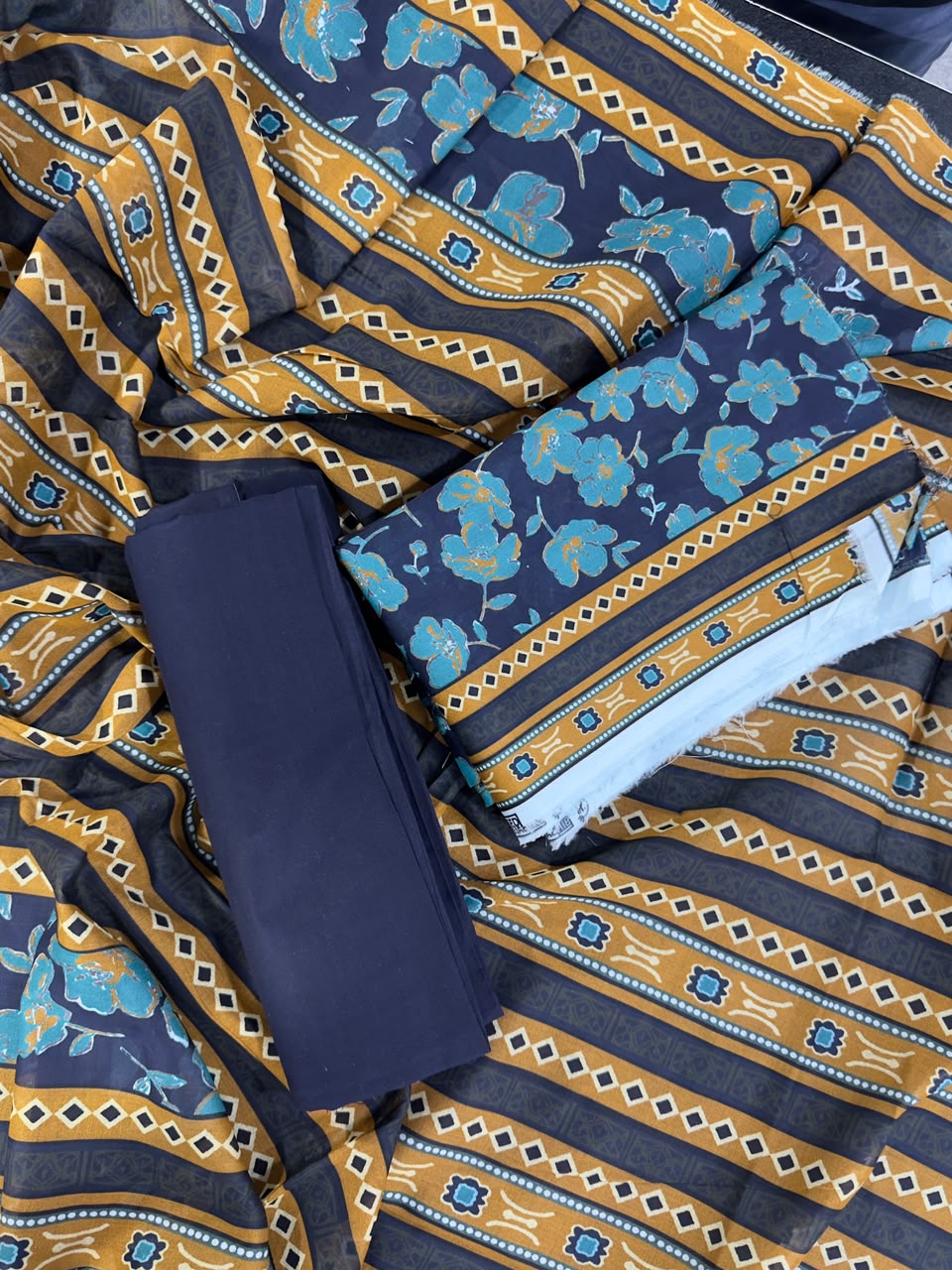 Bin Saeed Blue Printed Cotton 3Pcs