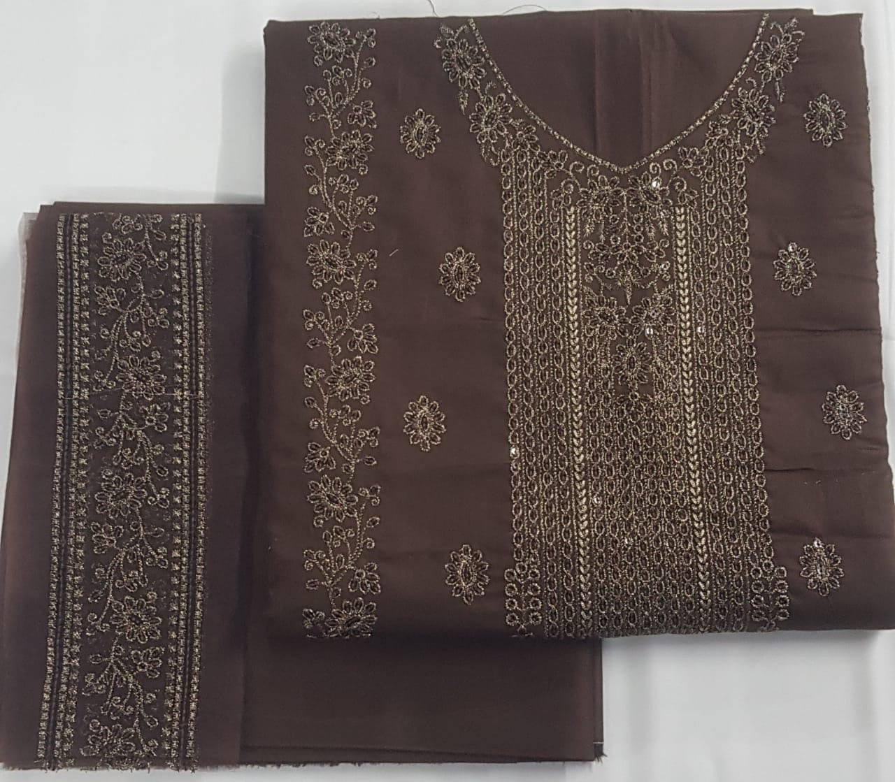 🩵 Saqafat – 100% Original 2PC With Zari Embroidered Lawn 🌸