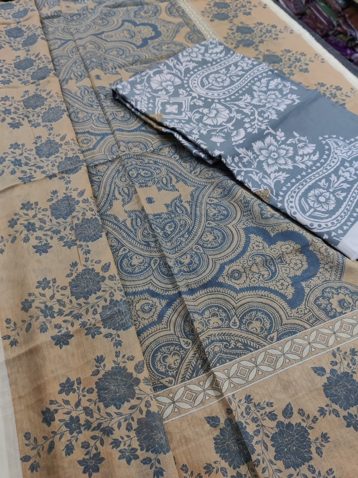 🌟 Abrish 🌟 2 Pieces S+D
🎨 Digital Printed Cambric Collection 🎨