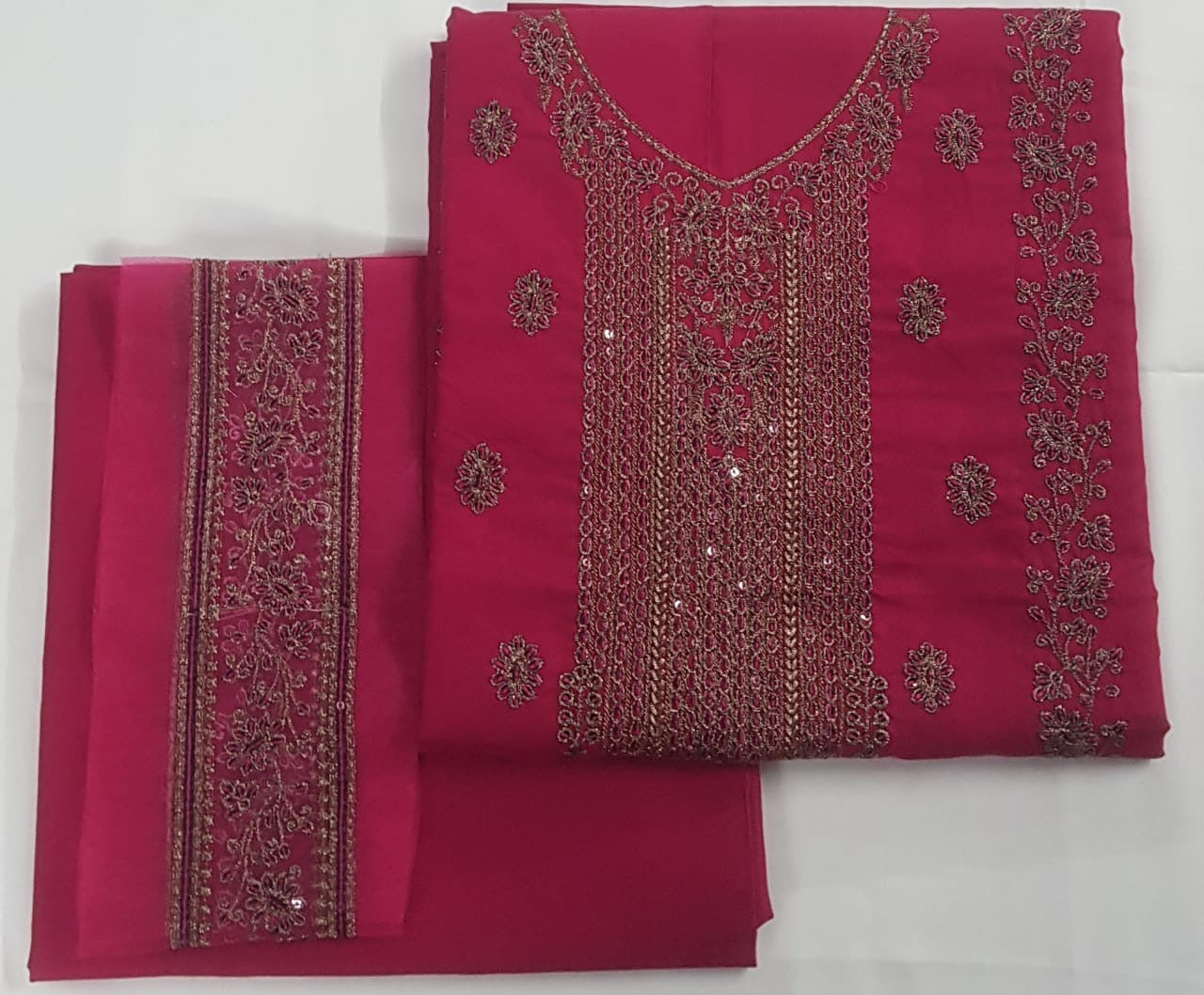 🩵 Saqafat – 100% Original 2PC With Zari Embroidered Lawn 🌸