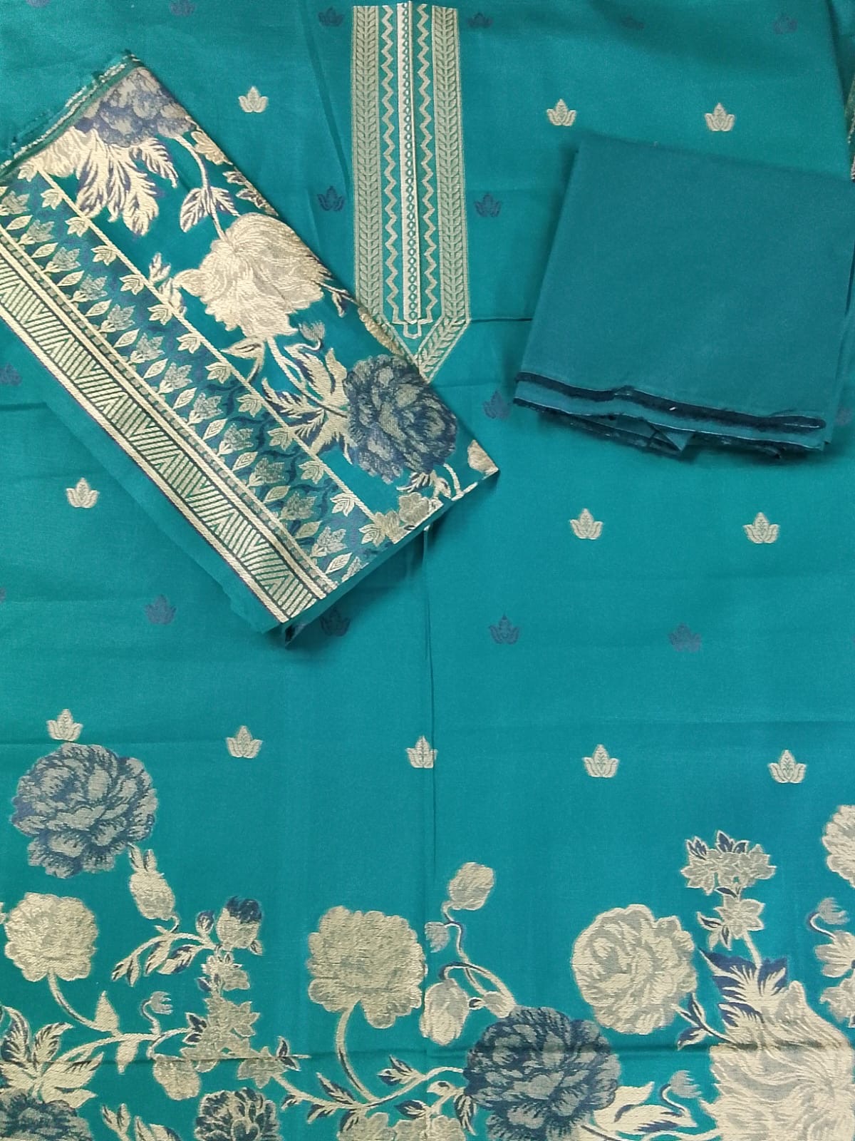 ✨ Zellbury Unstitched Jacquard 3-Piece Collection ✨