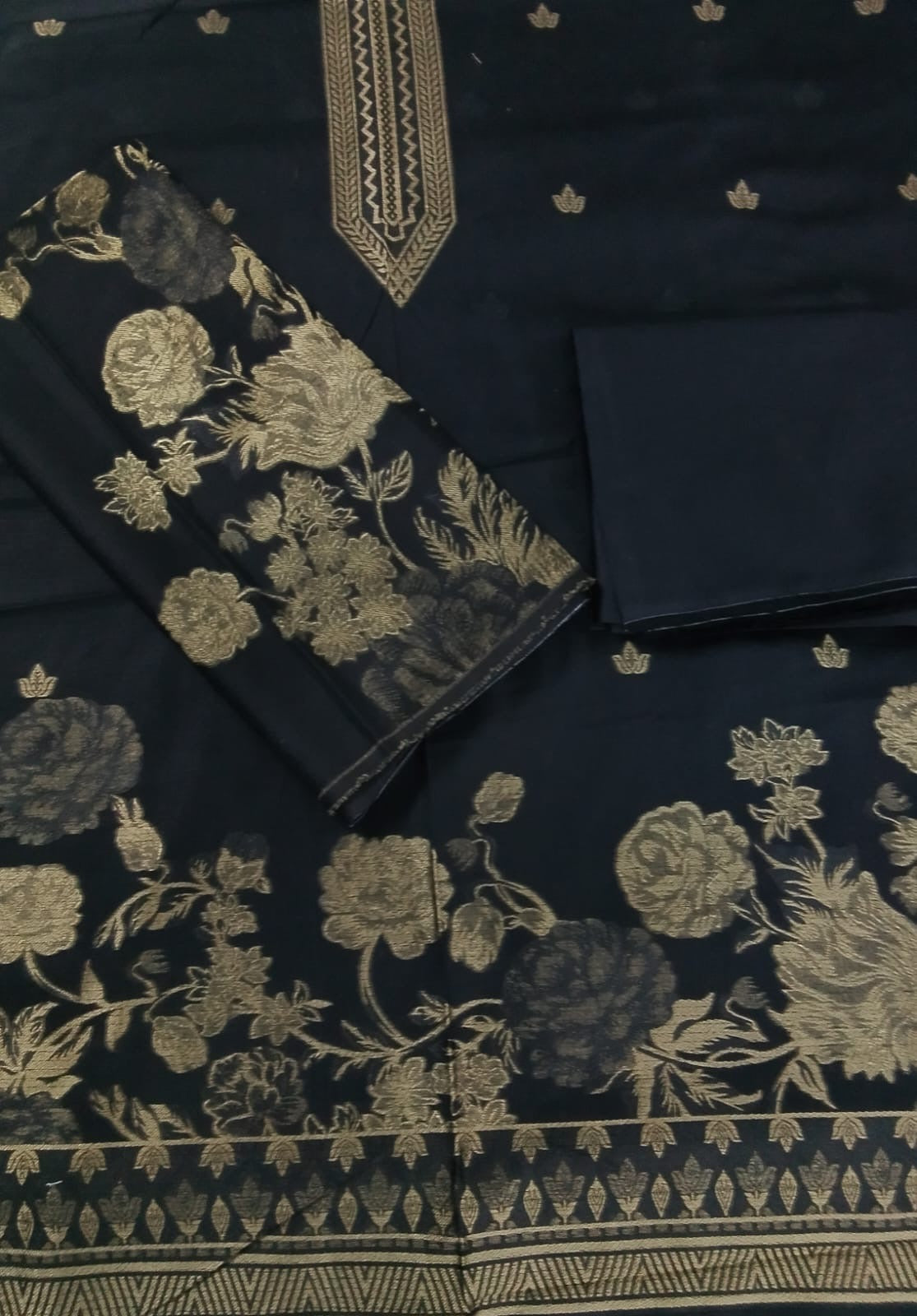 ✨ Zellbury Unstitched Jacquard 3-Piece Collection ✨