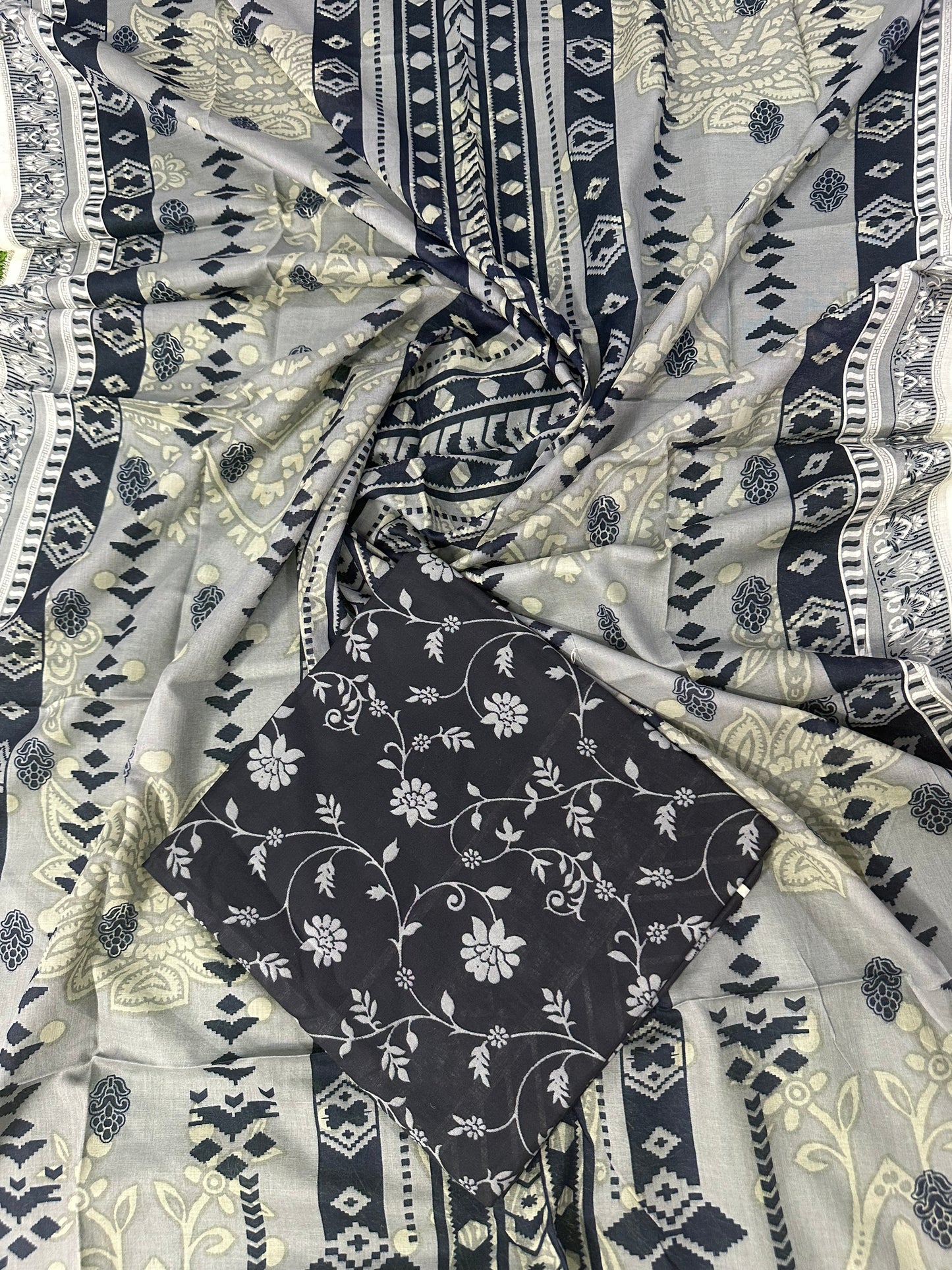 BEECHTREE, NISHA BY NISHAT & SAPPHIRE 🌸 2PC Collection 🌸 💖 S + D 💖