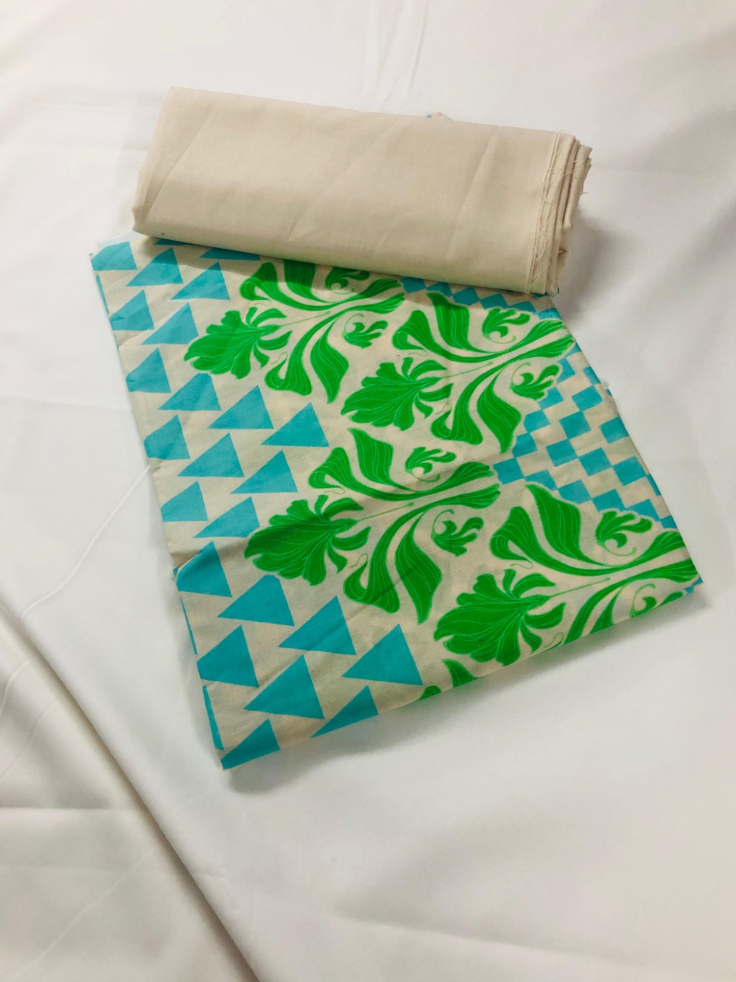 🧣 Alkaram 100% Original 2-Piece Collection by Alkaram Textile ❄️