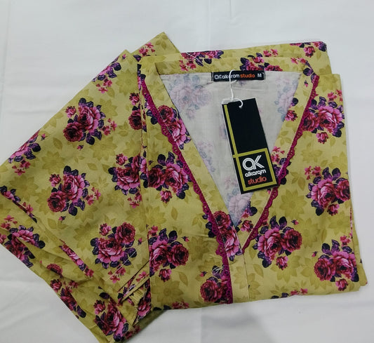 Alkaram Stitched Lawn Cords Set 🔥 Available in Medium & Large Sizes – Elegant, Comfortable & Ready to Wear.