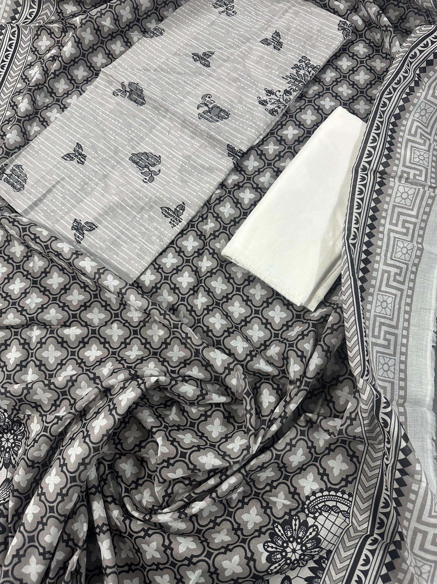 Salitex New Year Sale 100% Original Lawn ❤️