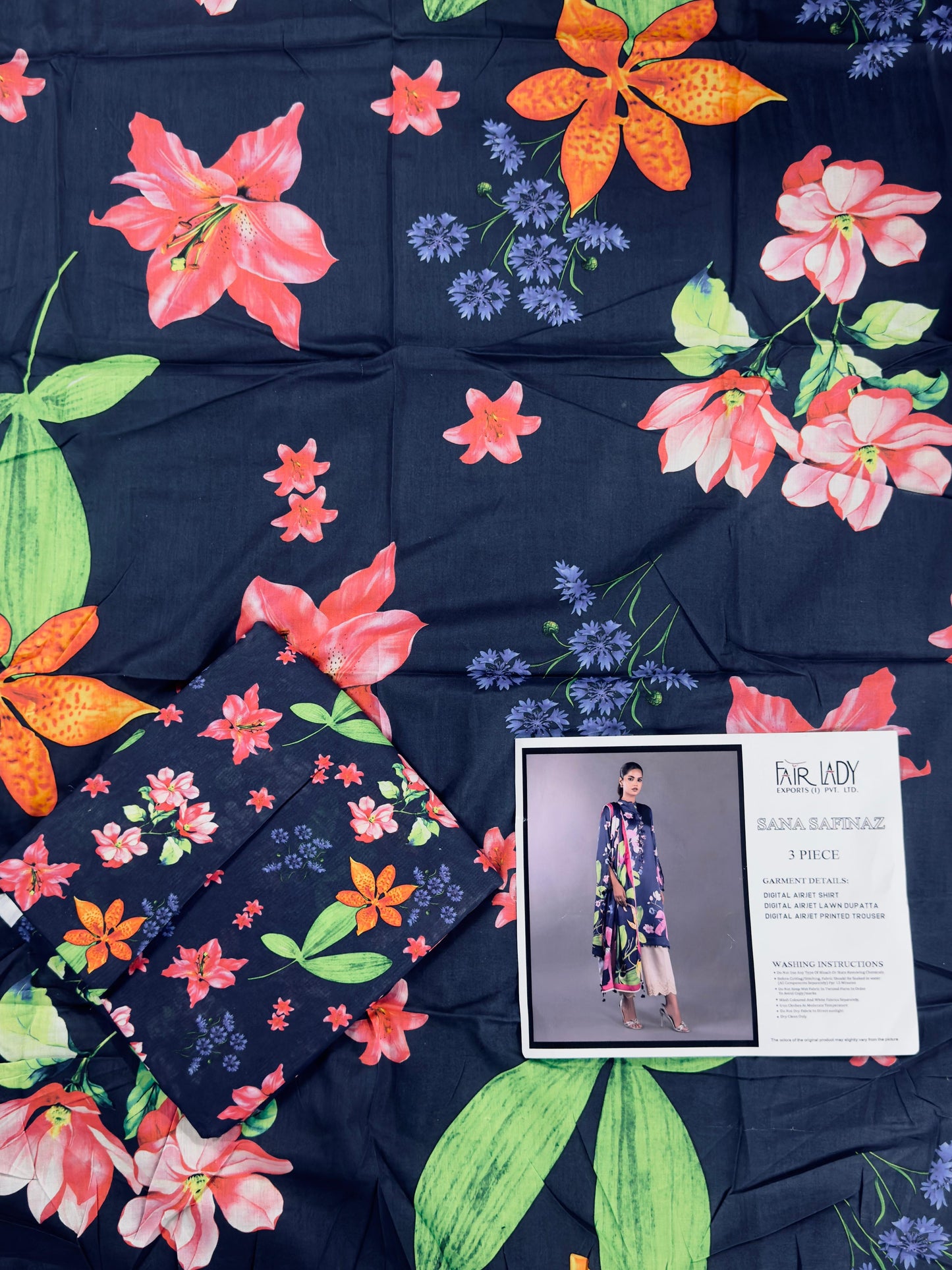 Sana Safinaz Lawn Unstitched 3 Pieces ❤️🔥