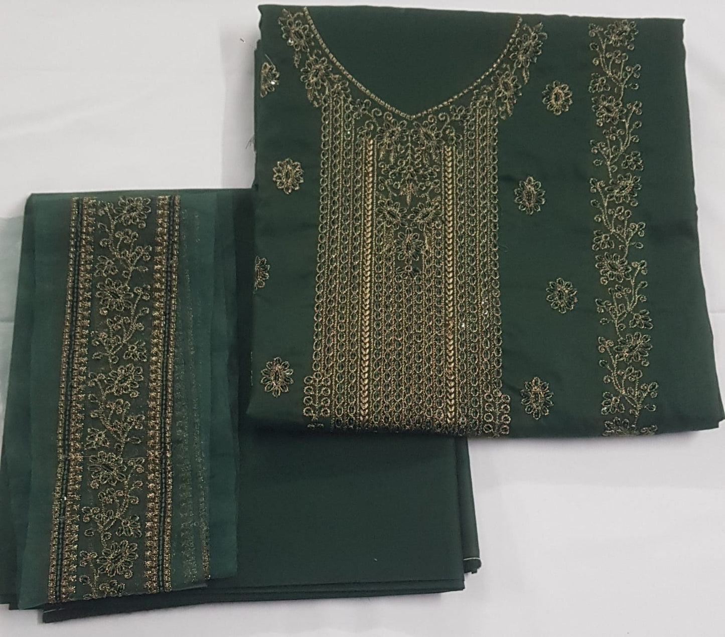 🩵 Saqafat – 100% Original 2PC With Zari Embroidered Lawn 🌸