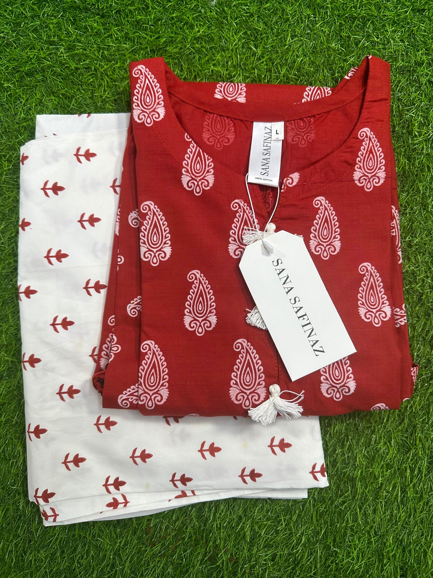 SanaSafinaz Stitched 2PCS Red-White