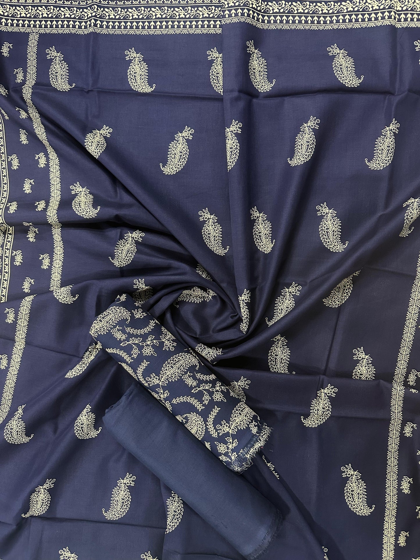 Five Star Classic D-11 – 3PCS Unstitched Lawn Collection