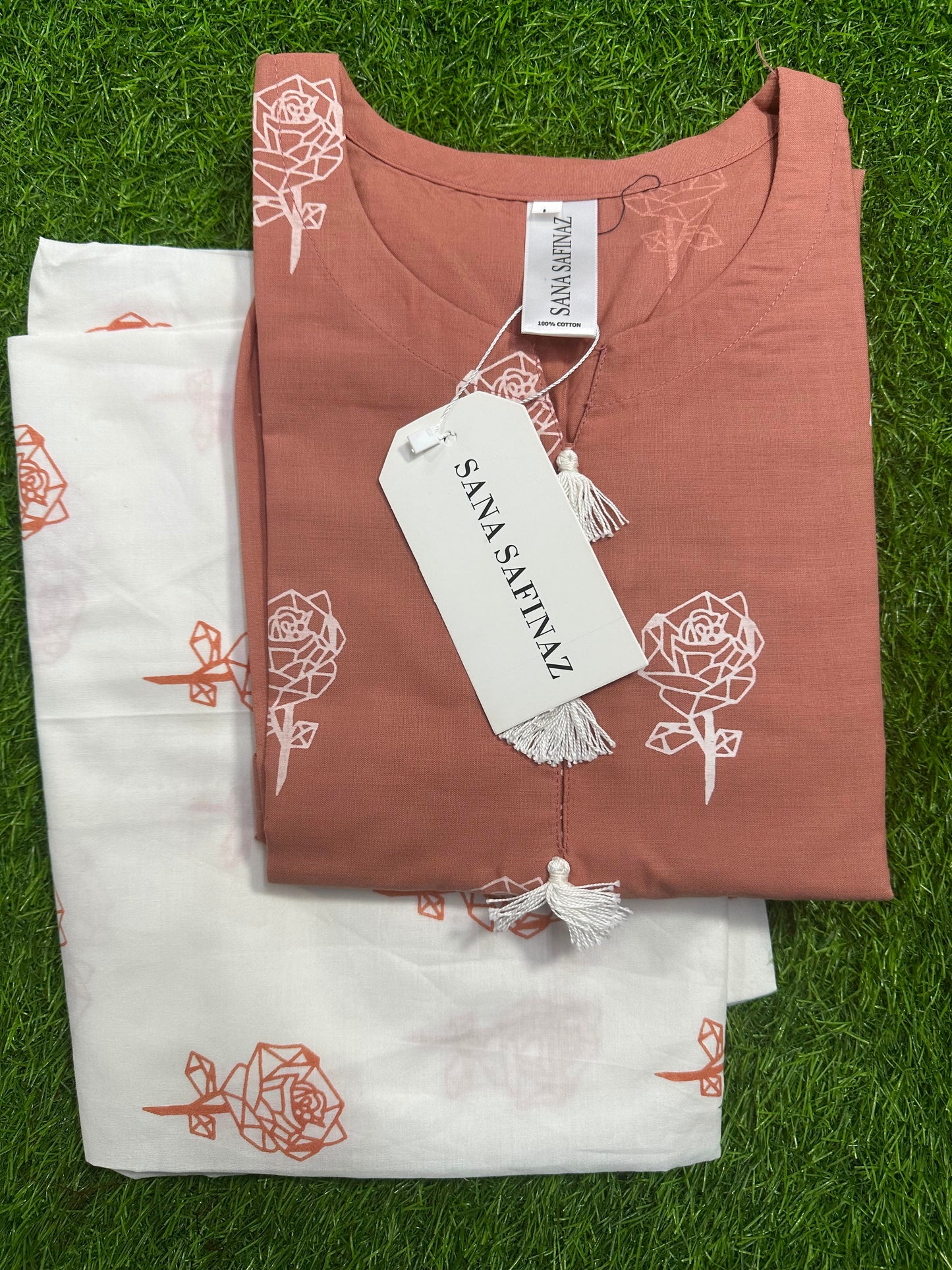 SanaSafinaz Stitched 2PCS Peach