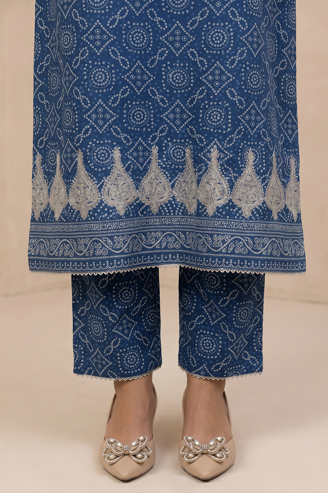 Zellbury D.C:-WUS26E20809   Digtal Printed Embroidery Lawn 2Pcs Collection
