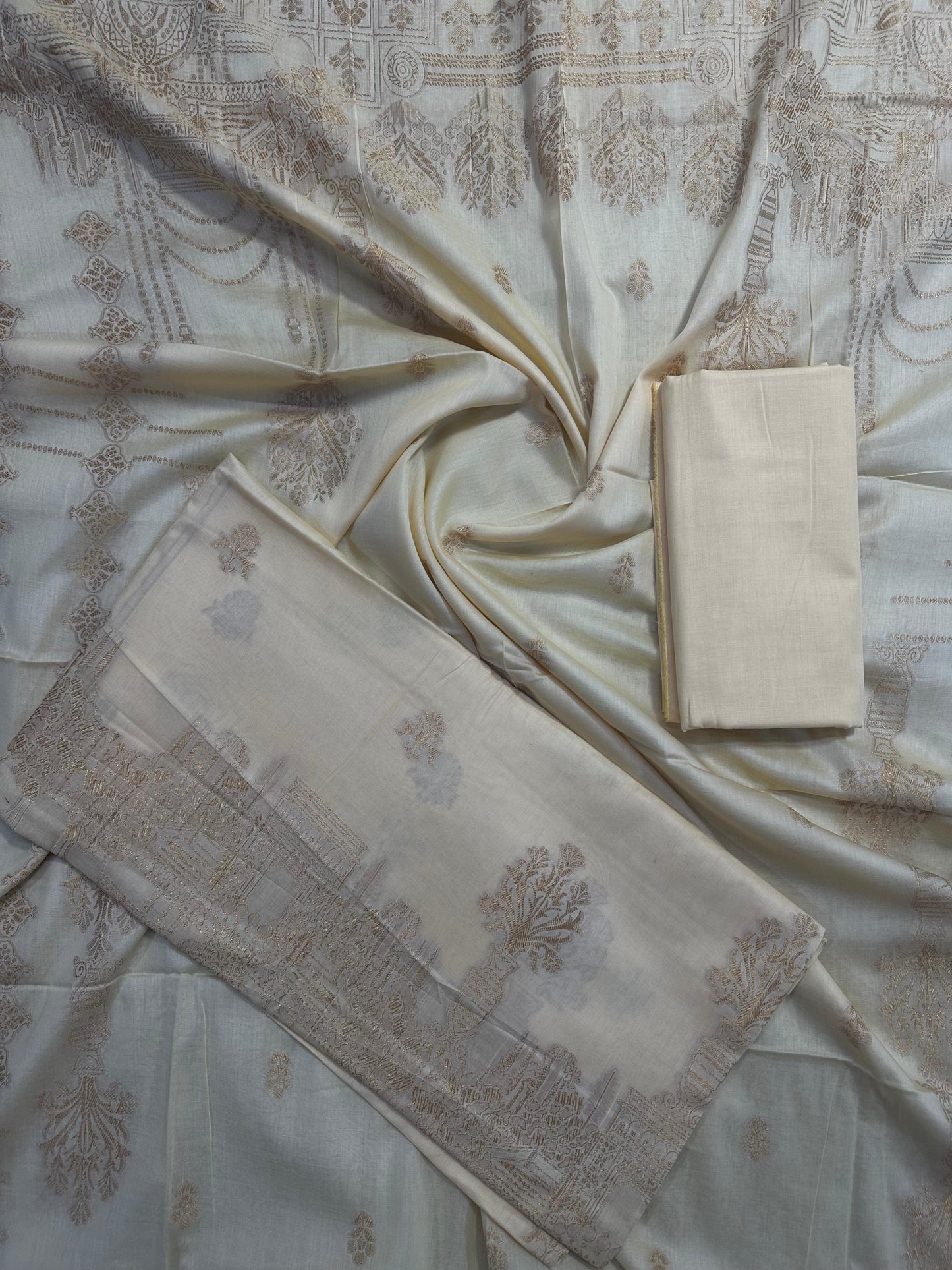 Tawakkal Unstitched Jacquard 3-Piece Collection